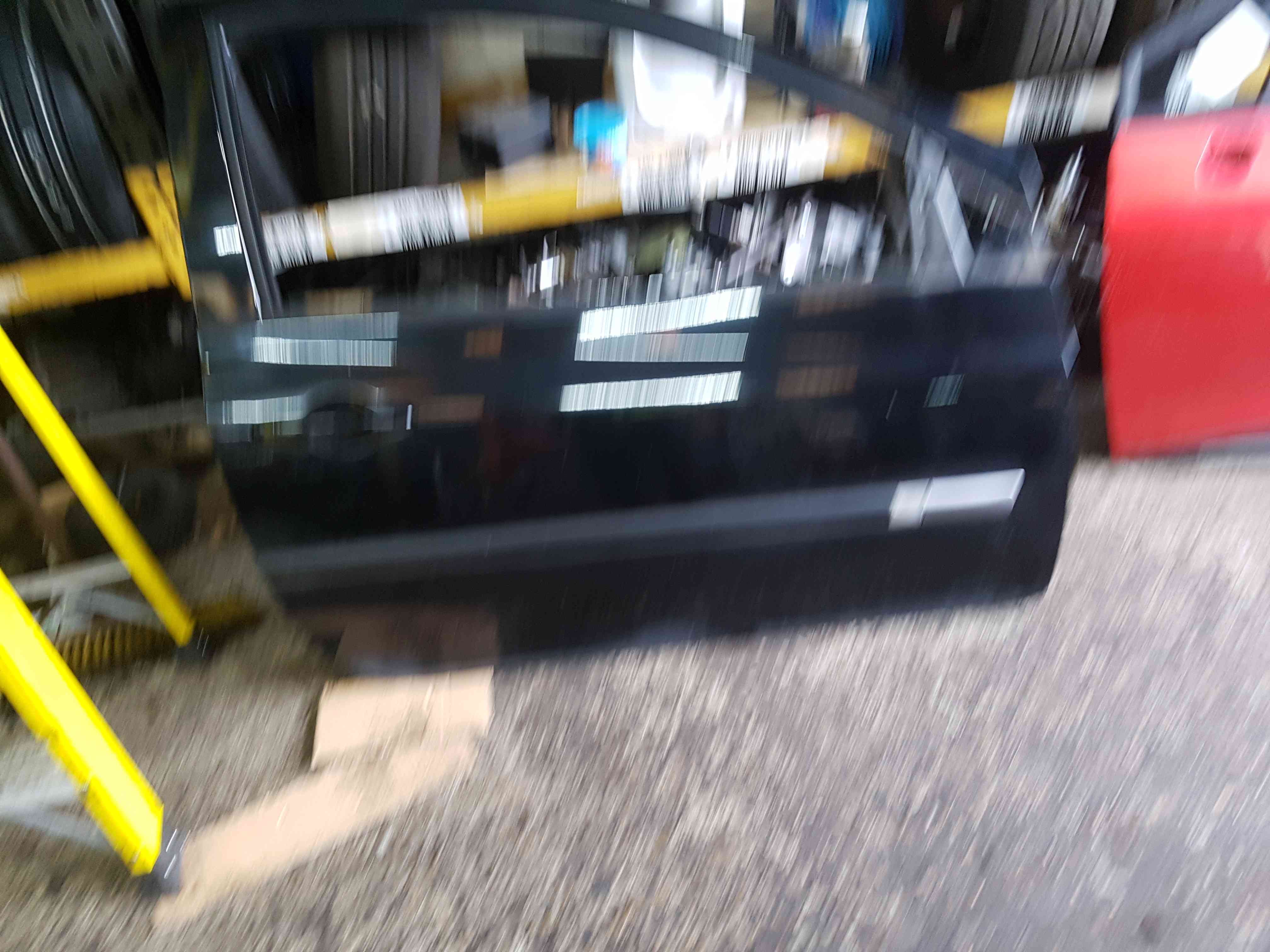 Thumb 9 Renault Clio MK3 2005-2012 Drivers OSF Front Door Black Tegne 3Dr