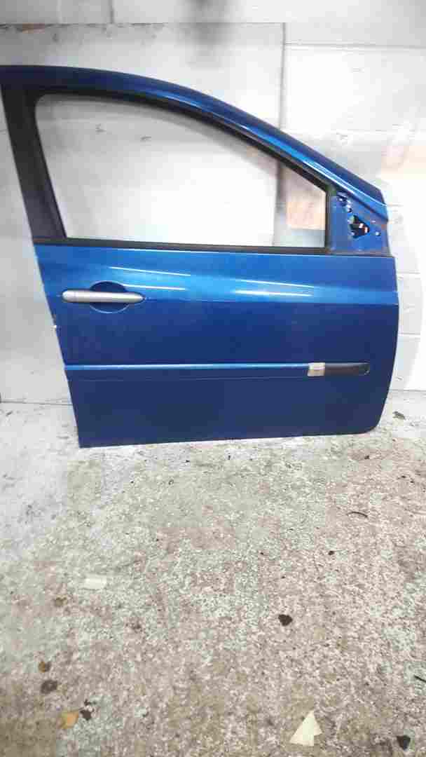 Thumb 3 Renault Clio MK3 2005-2012 Drivers OSF Front Door Blue Terna 5Dr small dink