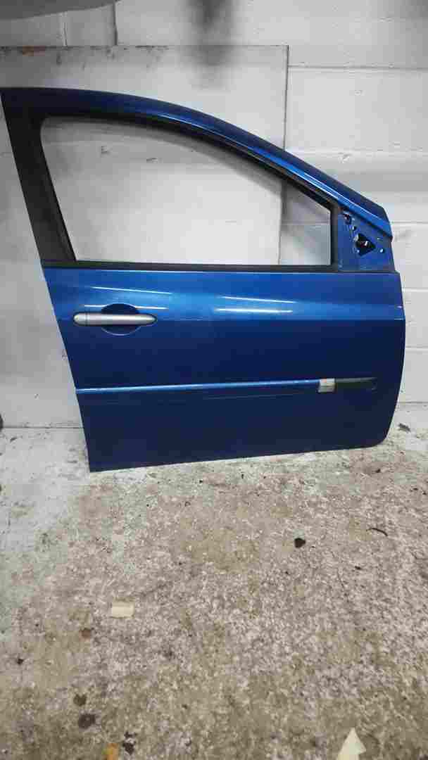 Thumb 5 Renault Clio MK3 2005-2012 Drivers OSF Front Door Blue Terna 5Dr small dink