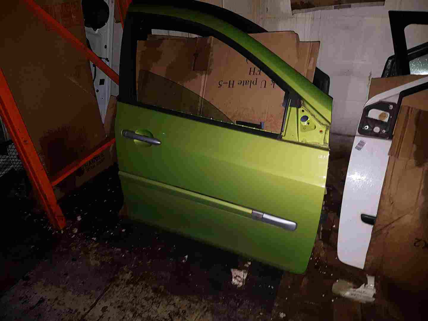 Thumb 2 Renault Clio MK3 2005-2012 Drivers OSF Front Door Door Green Tednq 5Dr