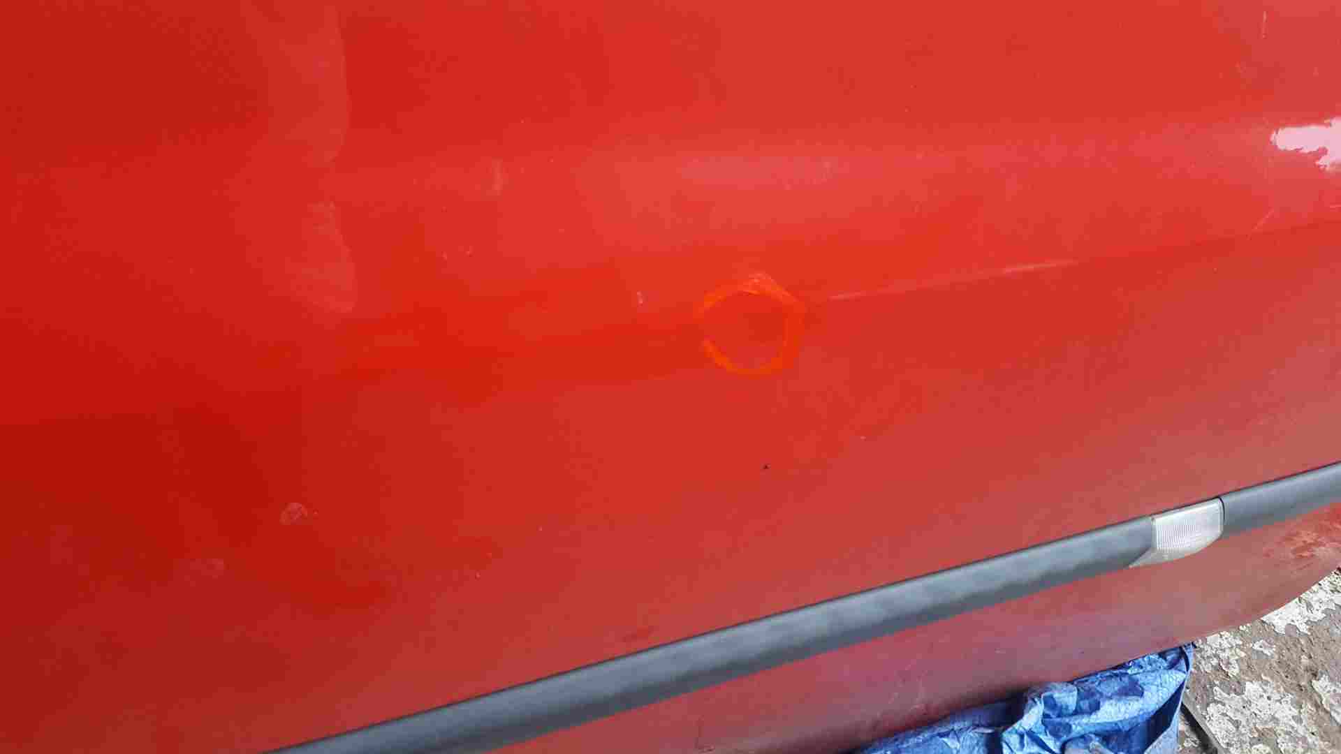 Thumb 2 Renault Clio MK3 2005-2012 Drivers OSF Front Door RED 727 3Dr