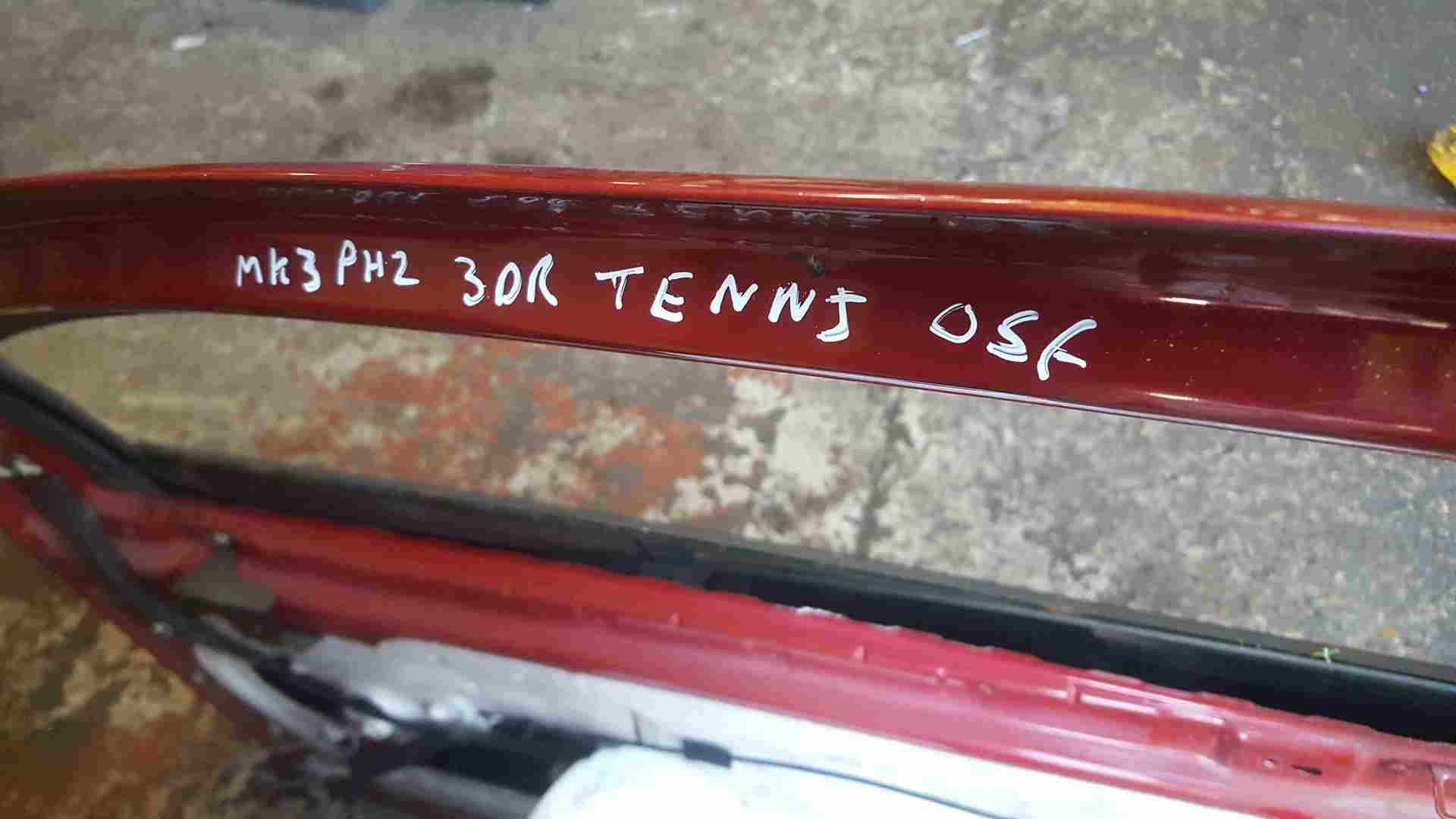 Thumb 7 Renault Clio MK3 2005-2012 Drivers OSF Front Door RED Tennj 3Dr