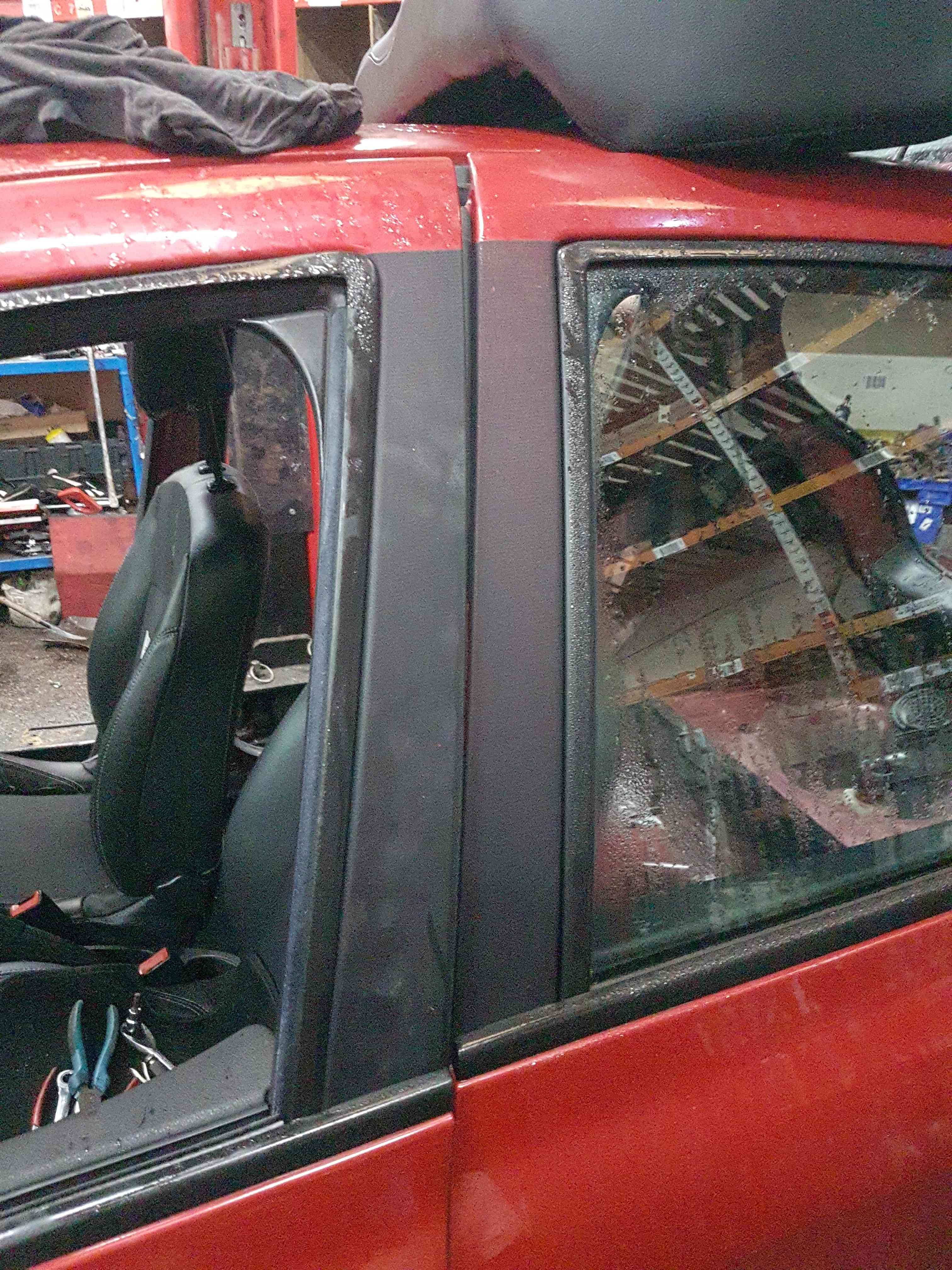 Thumb 3 Renault Clio MK3 2005-2012 Drivers OSF Front Door RED Tennj 5Dr