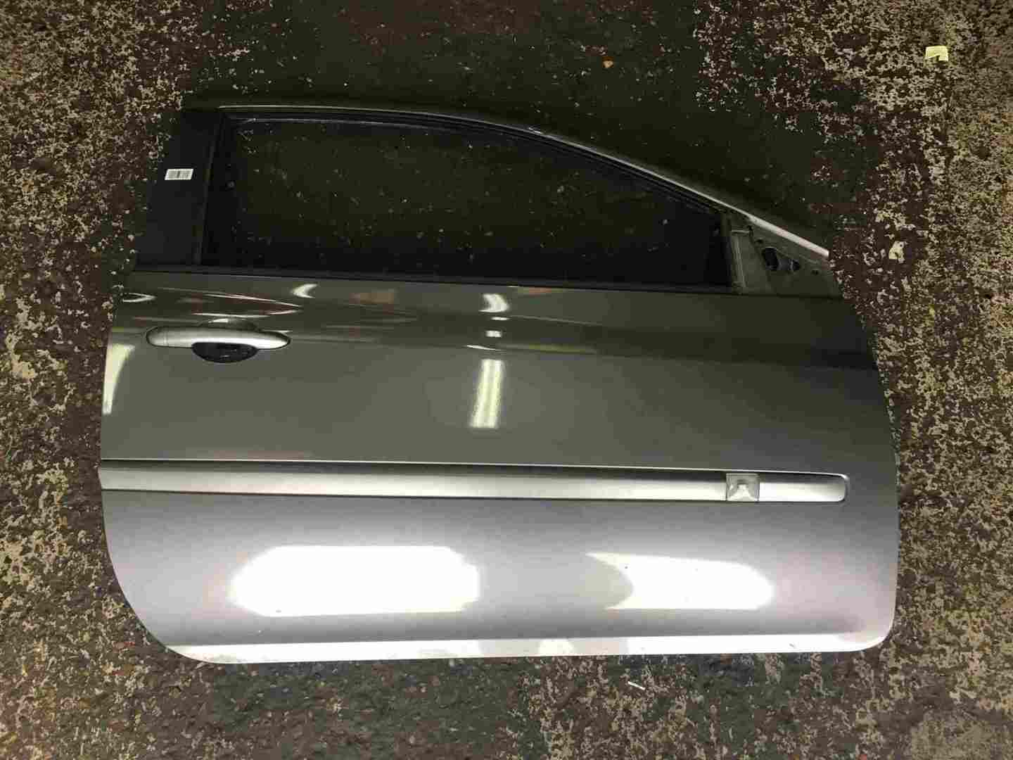 Renault Clio MK3 2005-2012 Drivers OSF Front Grey TEKNG 3dr