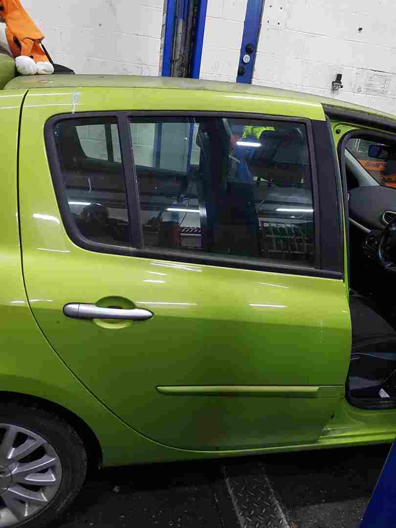 Renault Clio MK3 2005-2012 Drivers OSR Rear Door Door Green Tednq