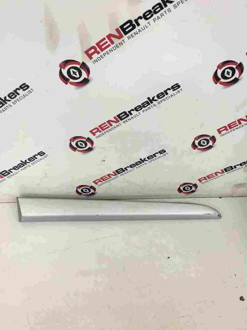 Renault Clio MK3 2005-2012 Drivers OSR Rear Door Moulding Silver TED69 3dr