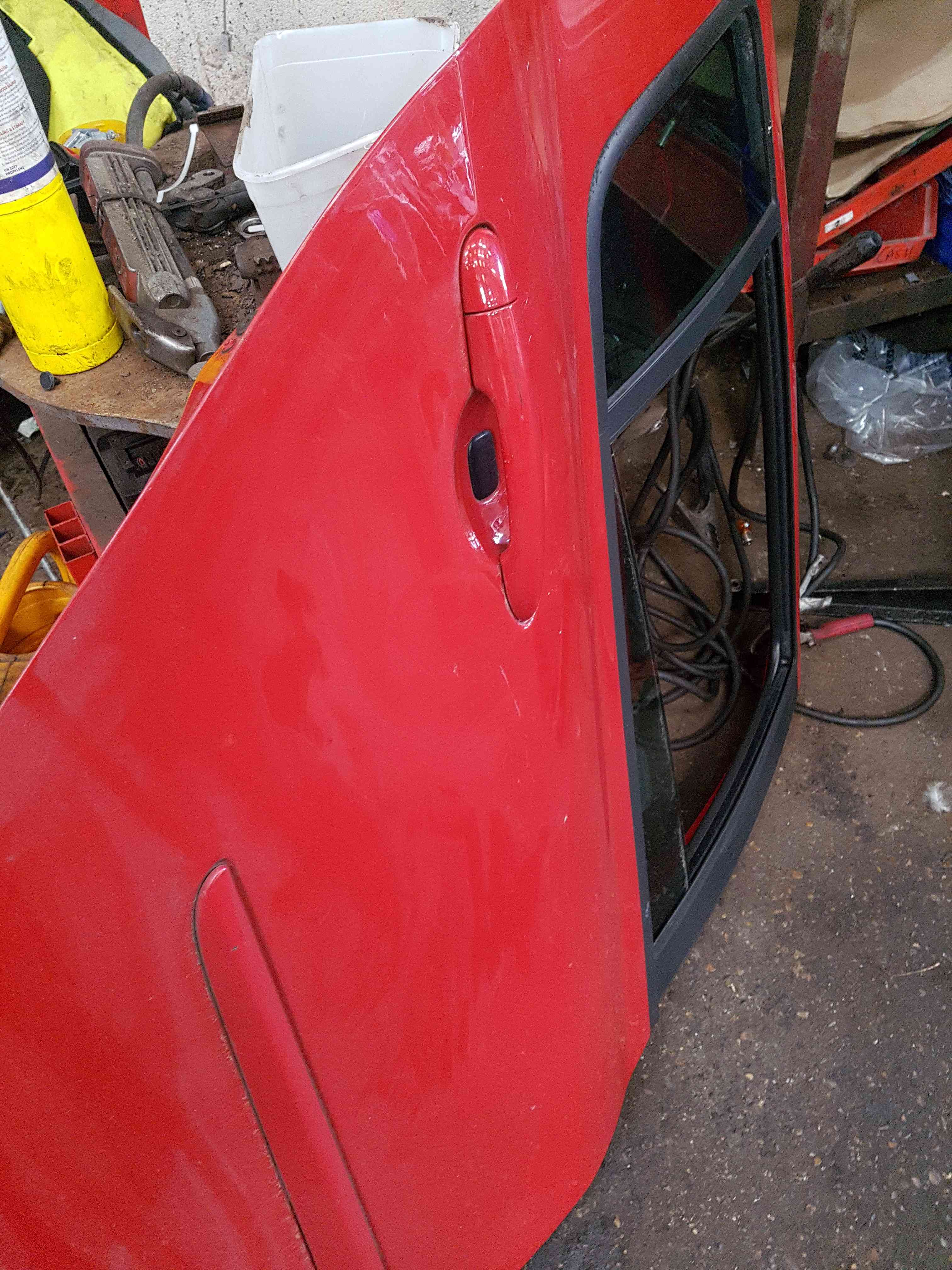 Thumb 4 Renault Clio MK3 2005-2012 Drivers OSR Rear Door RED Ov727