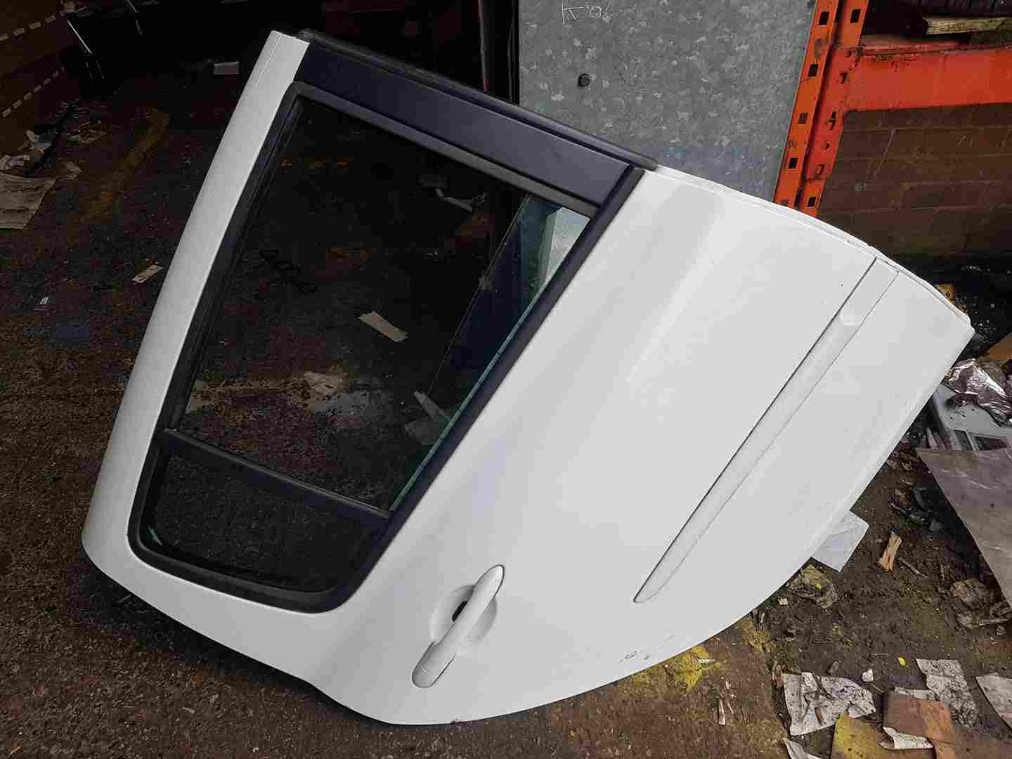 Renault Clio MK3 2005-2012 Drivers OSR Rear Door White Ov369