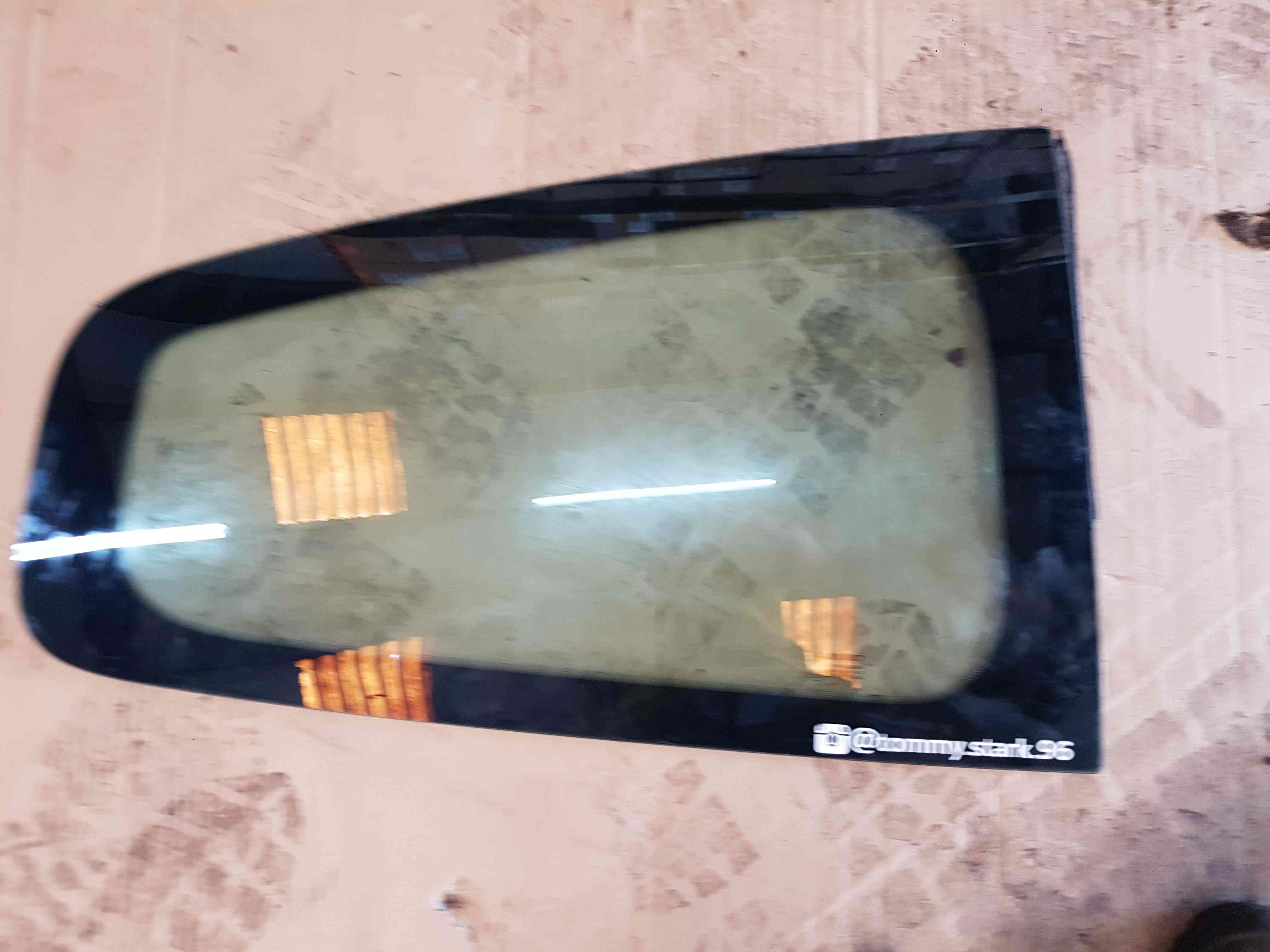Thumb 3 Renault Clio MK3 2005-2012 Drivers OSR Rear Fixed Window Glass 3Dr Tinted