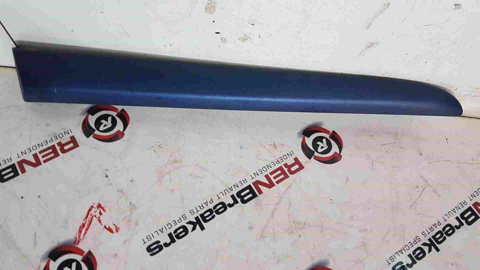 Thumb 4 Renault Clio MK3 2005-2012 Drivers OSR Rear Moulding Trim Blue Terna 3Dr Matt