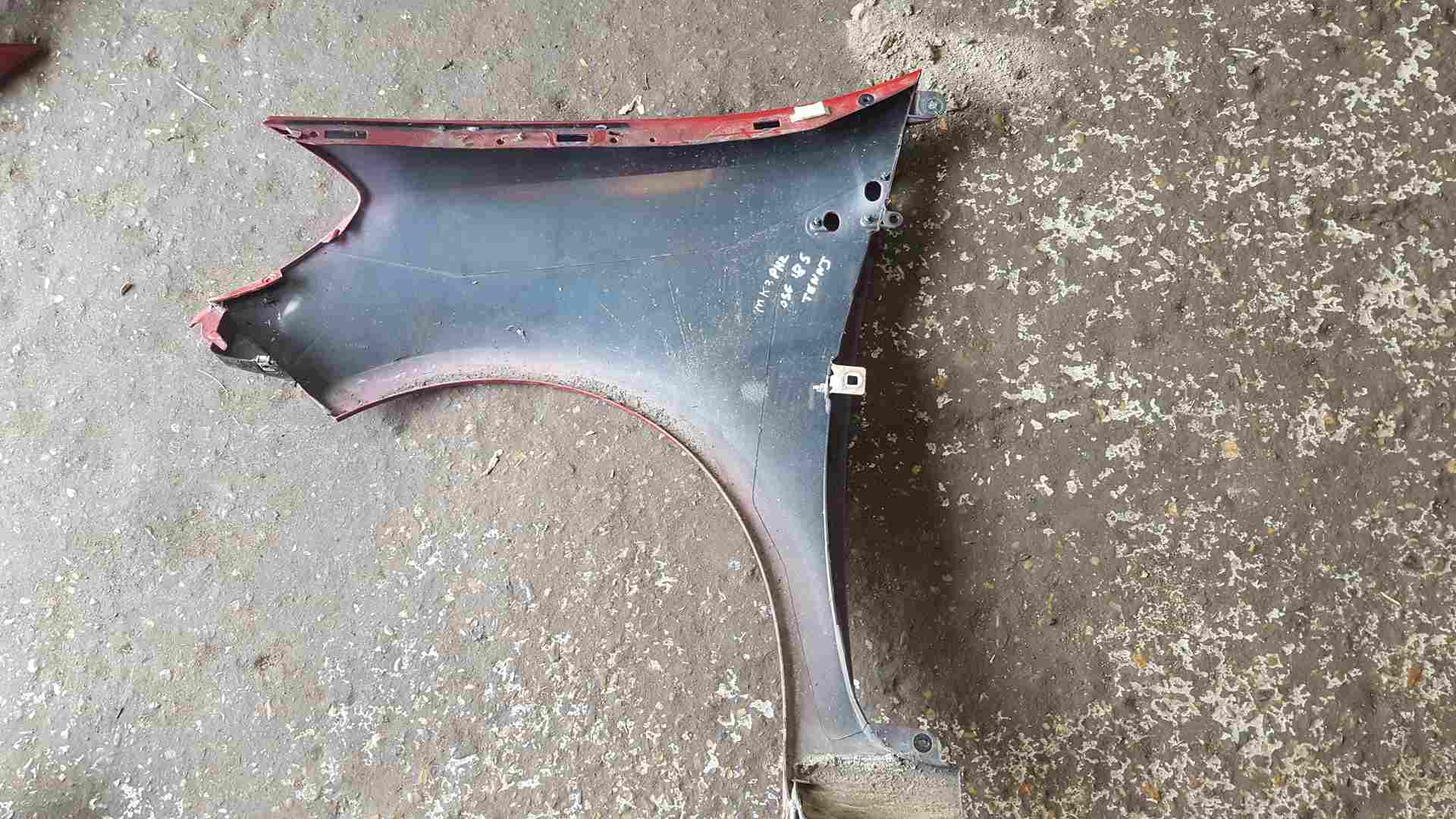 Thumb 5 Renault Clio MK3 2005-2012 Drivers Os Wing Tennj 185 