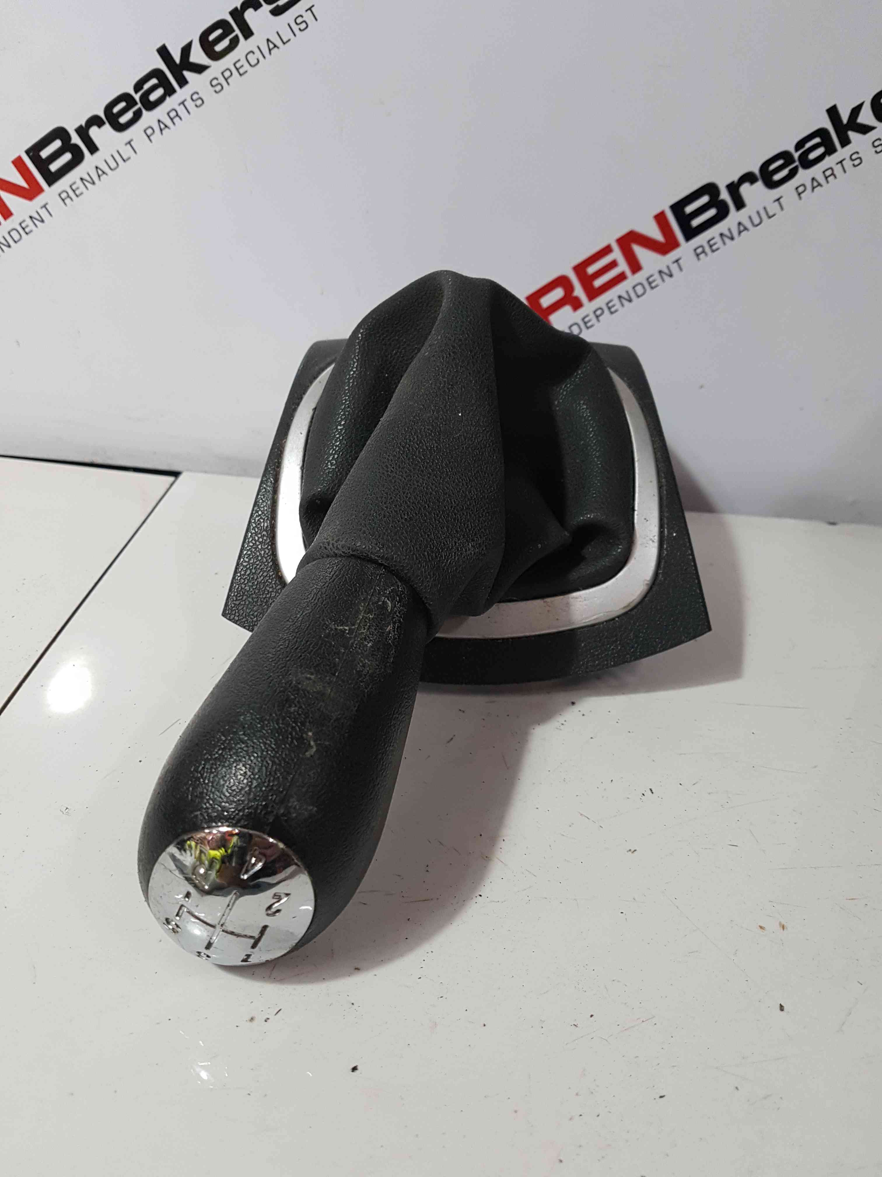 Thumb 3 Renault Clio MK3 2005-2012 Gearstick Gear Gaitor Knob Boot 8200408023