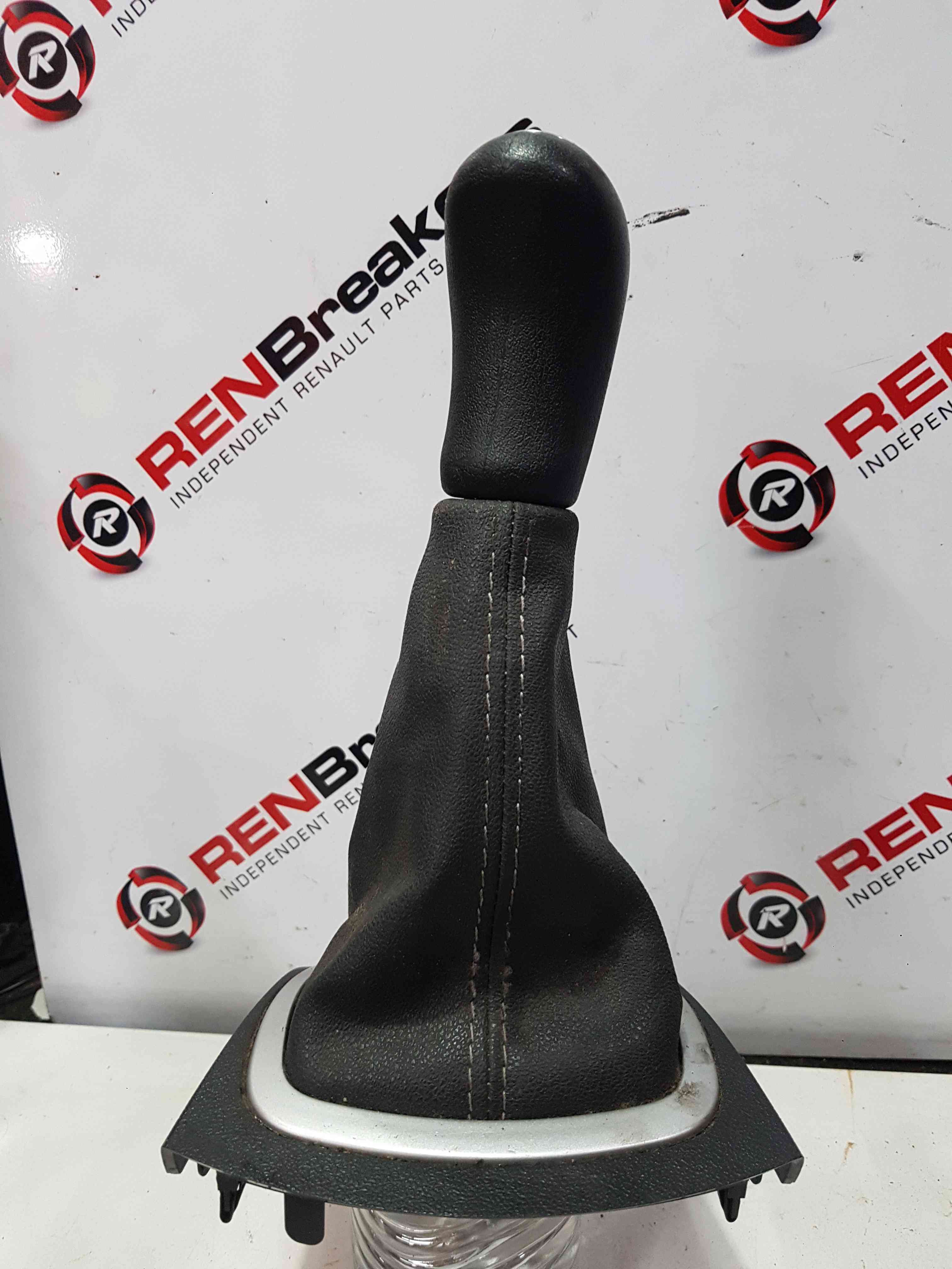 Thumb 3 Renault Clio MK3 2005-2012 Gearstick Knob Gaitor 