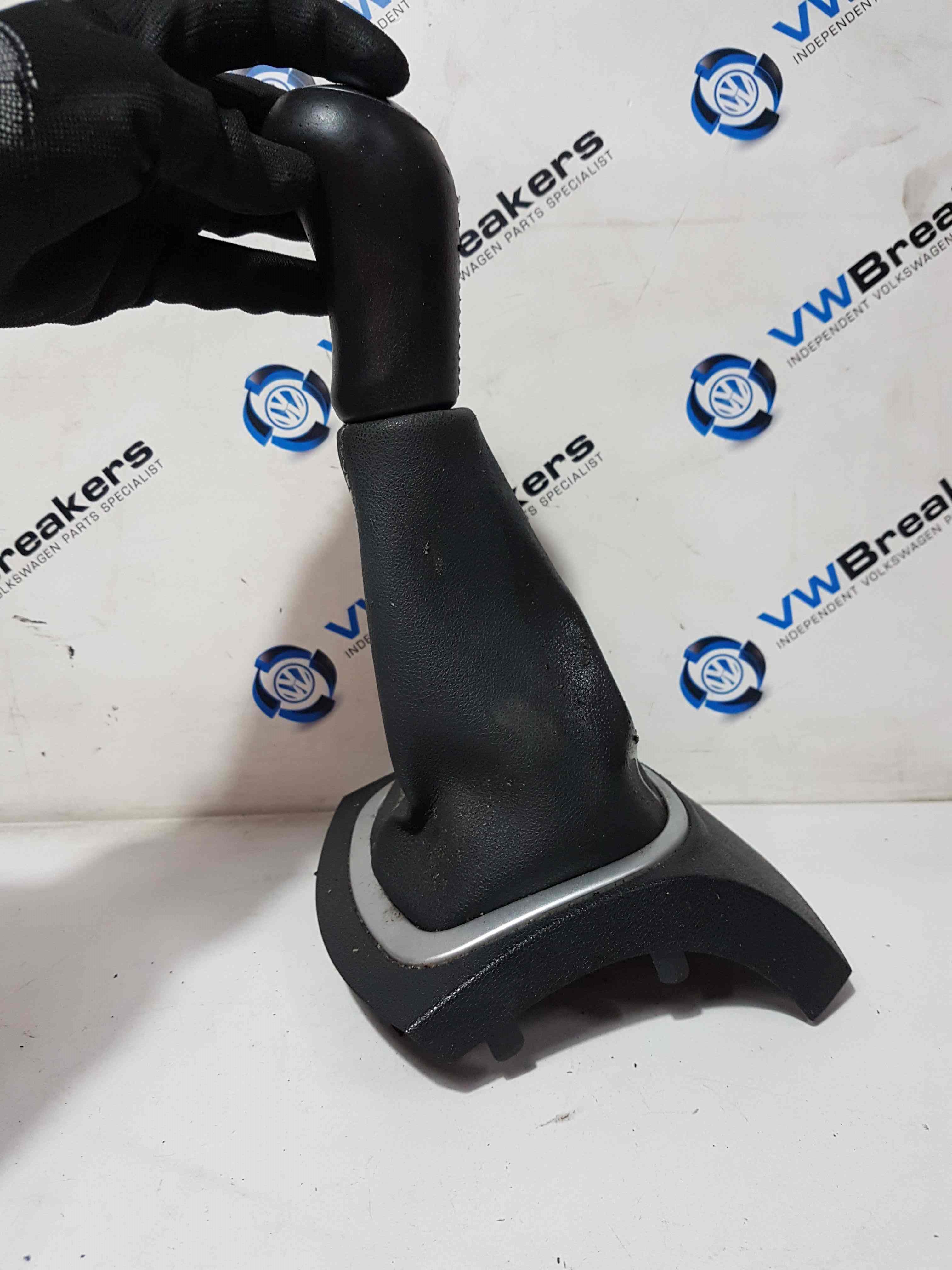 Thumb 4 Renault Clio MK3 2005-2012 Gearstick Knob Gaitor 8200393246