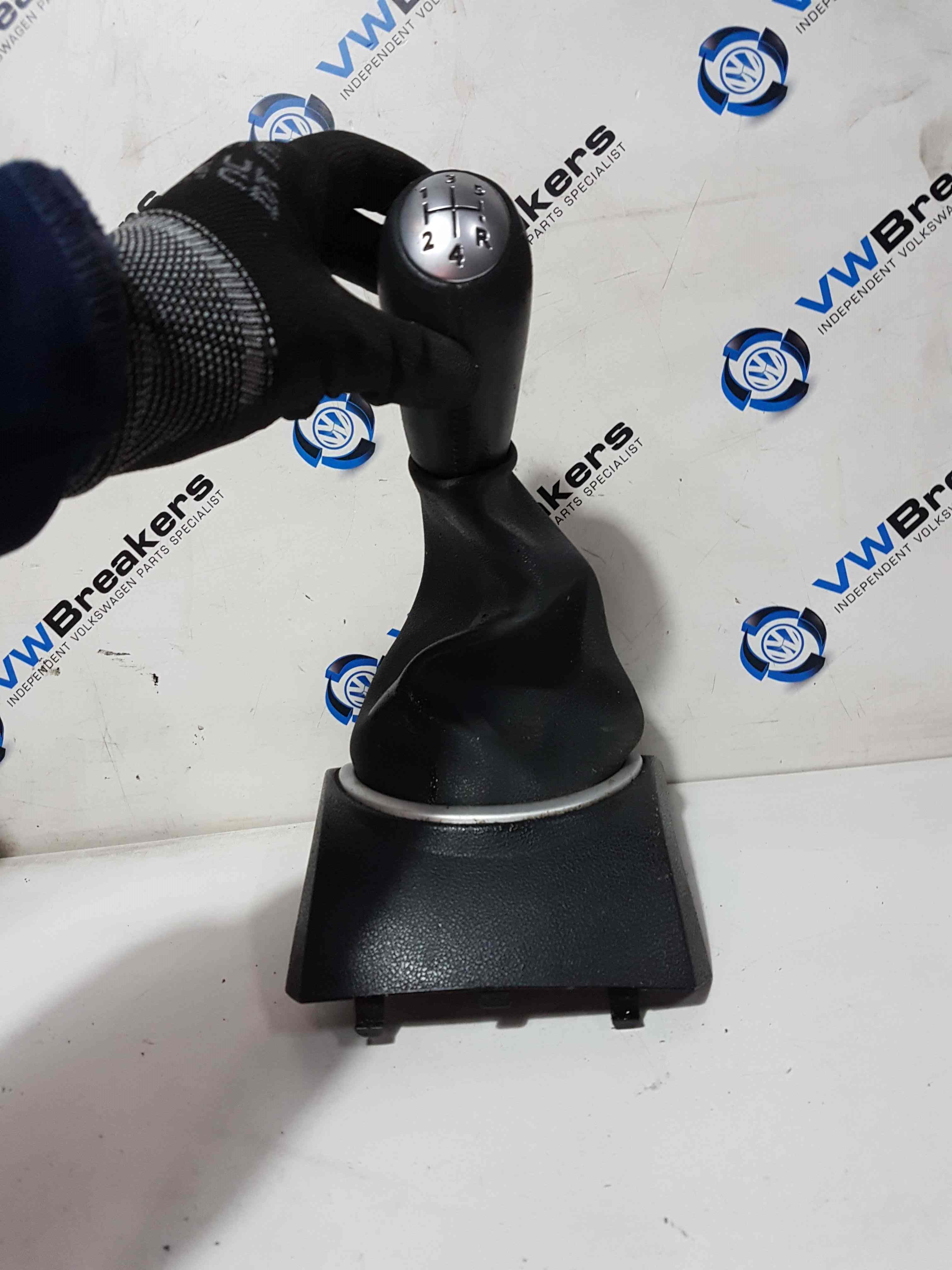 Thumb 8 Renault Clio MK3 2005-2012 Gearstick Knob Gaitor 8200393246