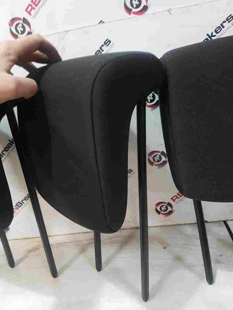 Thumb 3 Renault Clio MK3 2005-2012 Headrest Rear Back ROW Seat Head Rest Fabric X3