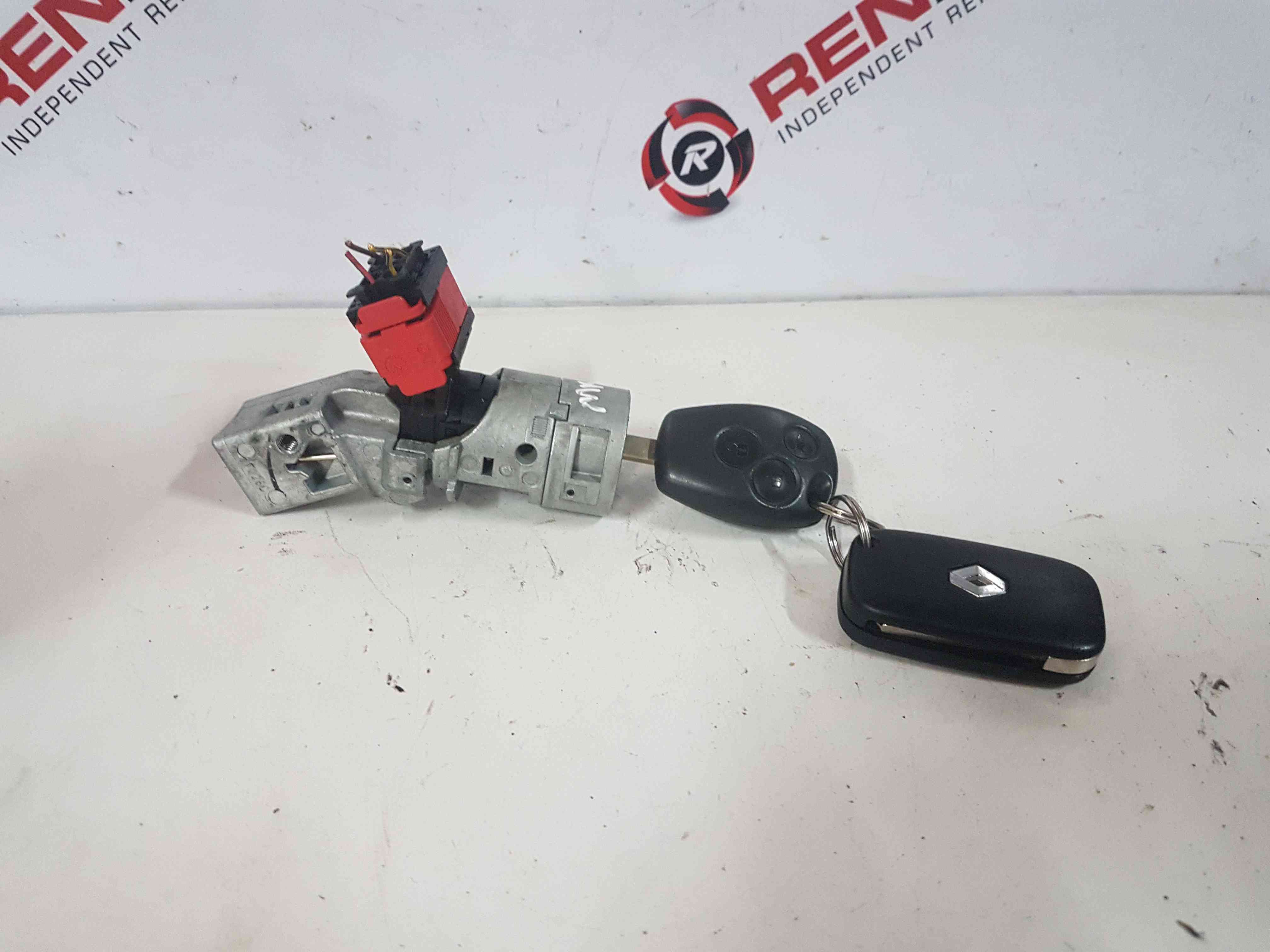Thumb 3 Renault Clio MK3 2005-2012 Ignition Barrel + 2 Keys 8200214168 + Flip