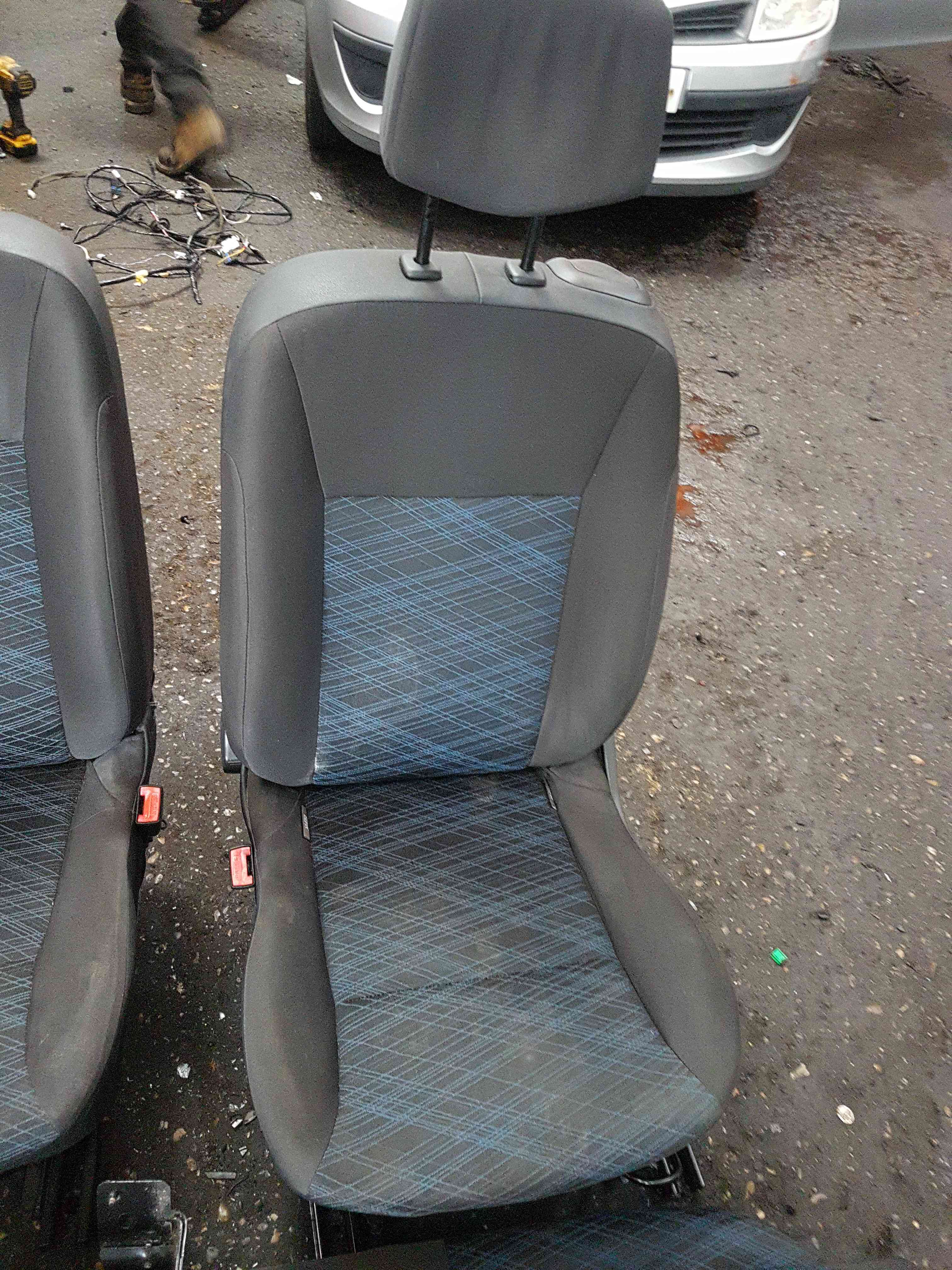 Thumb 3 Renault Clio MK3 2005-2012 Interior SET Chairs Seats Door Cards Bench 3Dr Blue