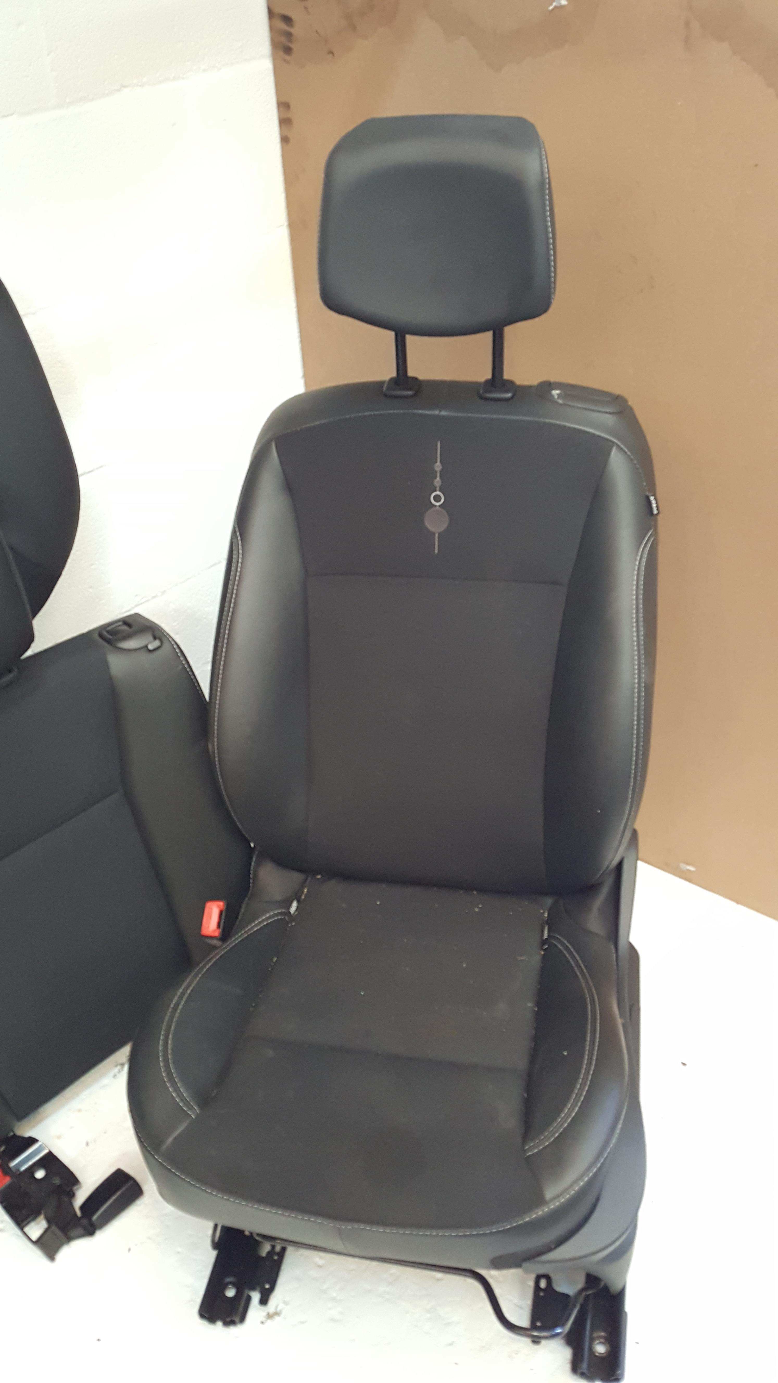Renault Clio MK3 2005-2012 Interior Seats Chairs SET Bench Half Leather 3Dr