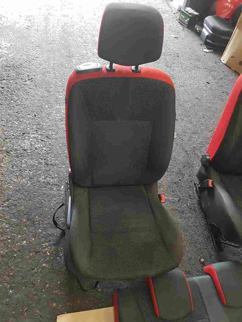 Thumb 2 Renault Clio MK3 2005-2012 Interior Seats Chairs SET Red 3Dr 4/5