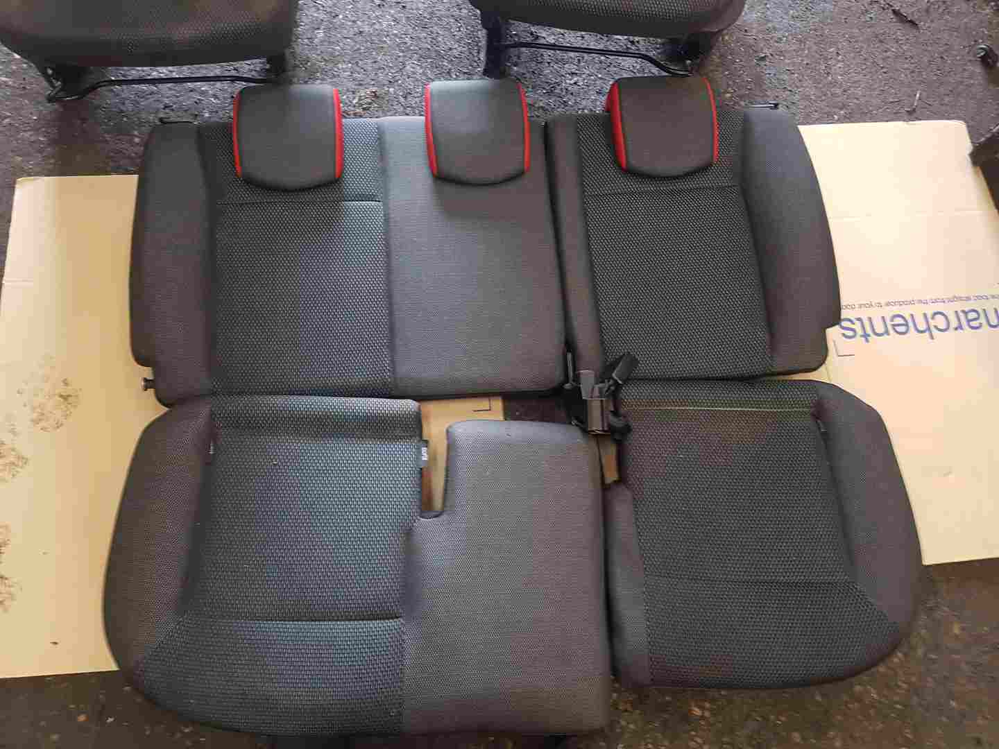 Thumb 4 Renault Clio MK3 2005-2012 Interior Seats Chairs SET Red 3Dr 4/5