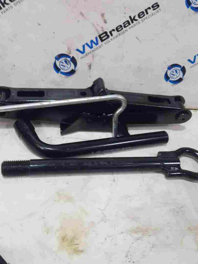 Thumb 3 Renault Clio MK3 2005-2012 Jack Tool SET Wheel Brace Remover Spanner TOW Eye