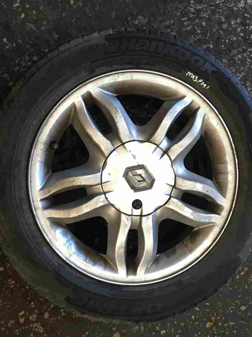 Renault Clio MK3 2005-2012 Mahonia Alloy Wheel 15 inch