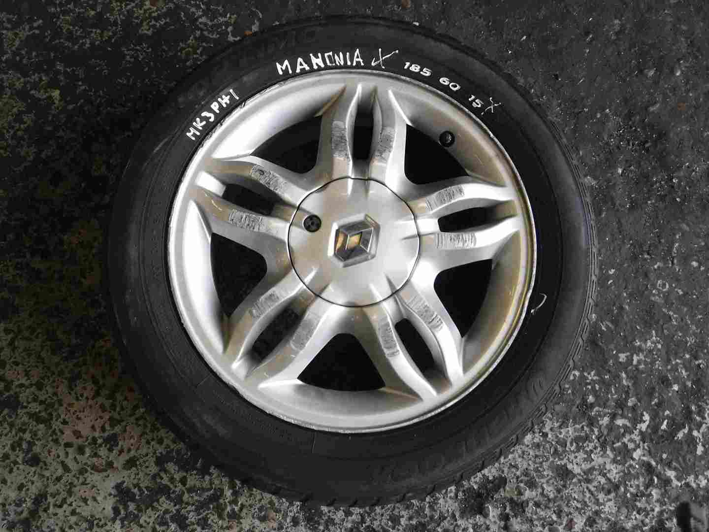 Renault Clio MK3 2005-2012 Mahonia Alloy Wheel 15inch