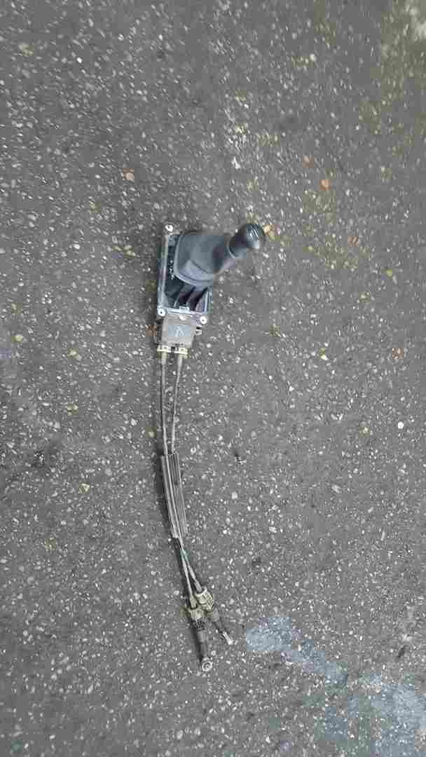 Renault Clio MK3 2005-2012 Manual Gearstick Mechanism 8200550912