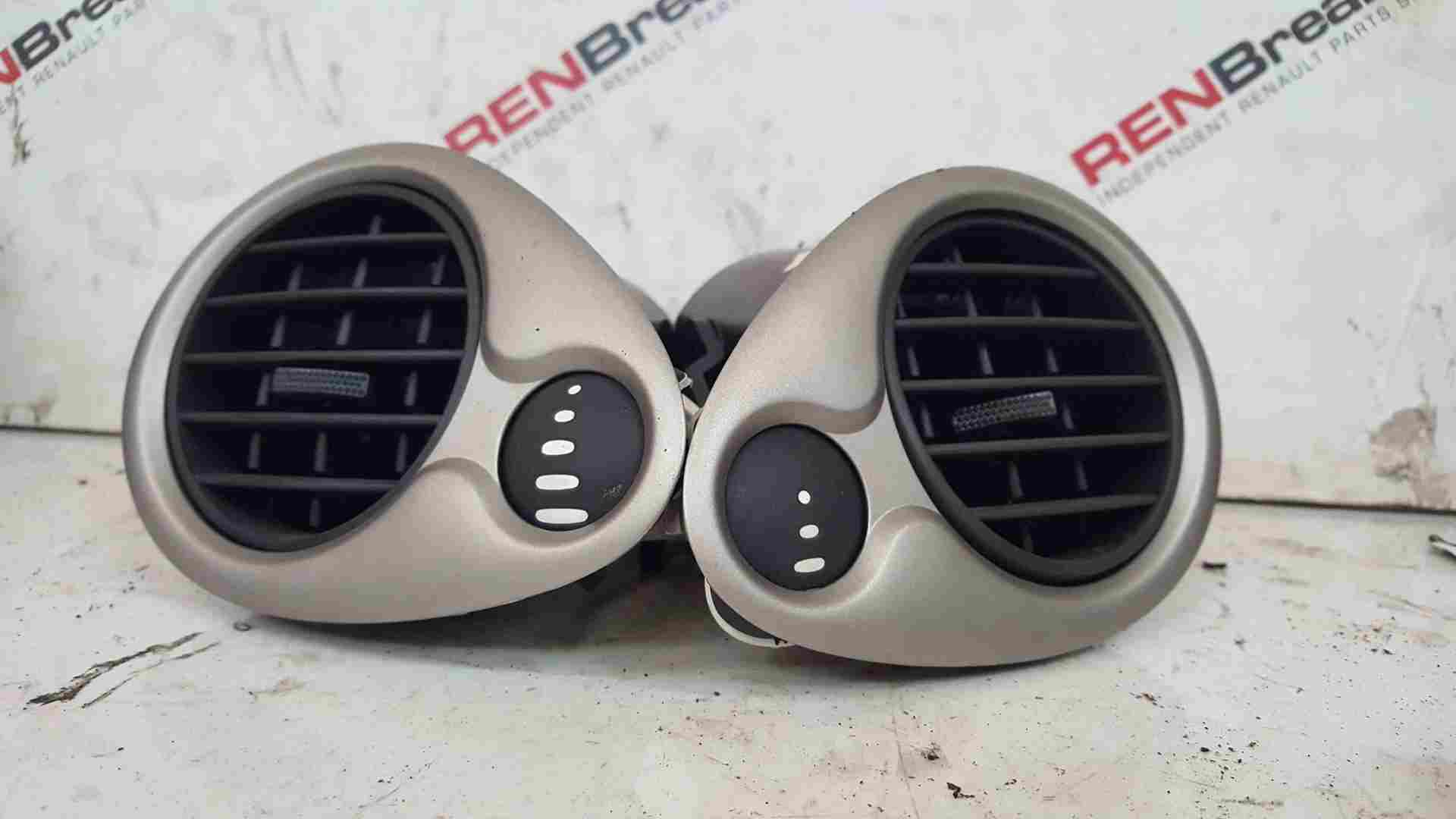 Thumb 6 Renault Clio MK3 2005-2012 OSF Nsf Heater Vent Vents AIR Blower Bronze