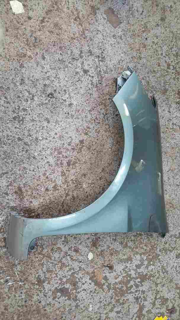 Thumb 2 Renault Clio MK3 2005-2012 Passenger NS Wing Green TED97 185
