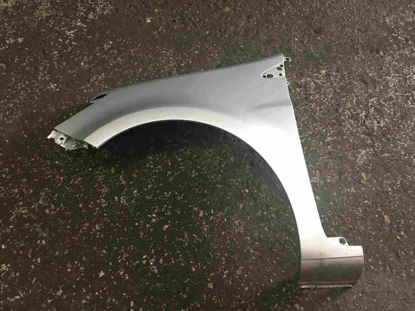 Renault Clio MK3 2005-2012 Passenger NS Wing Silver TED69 195