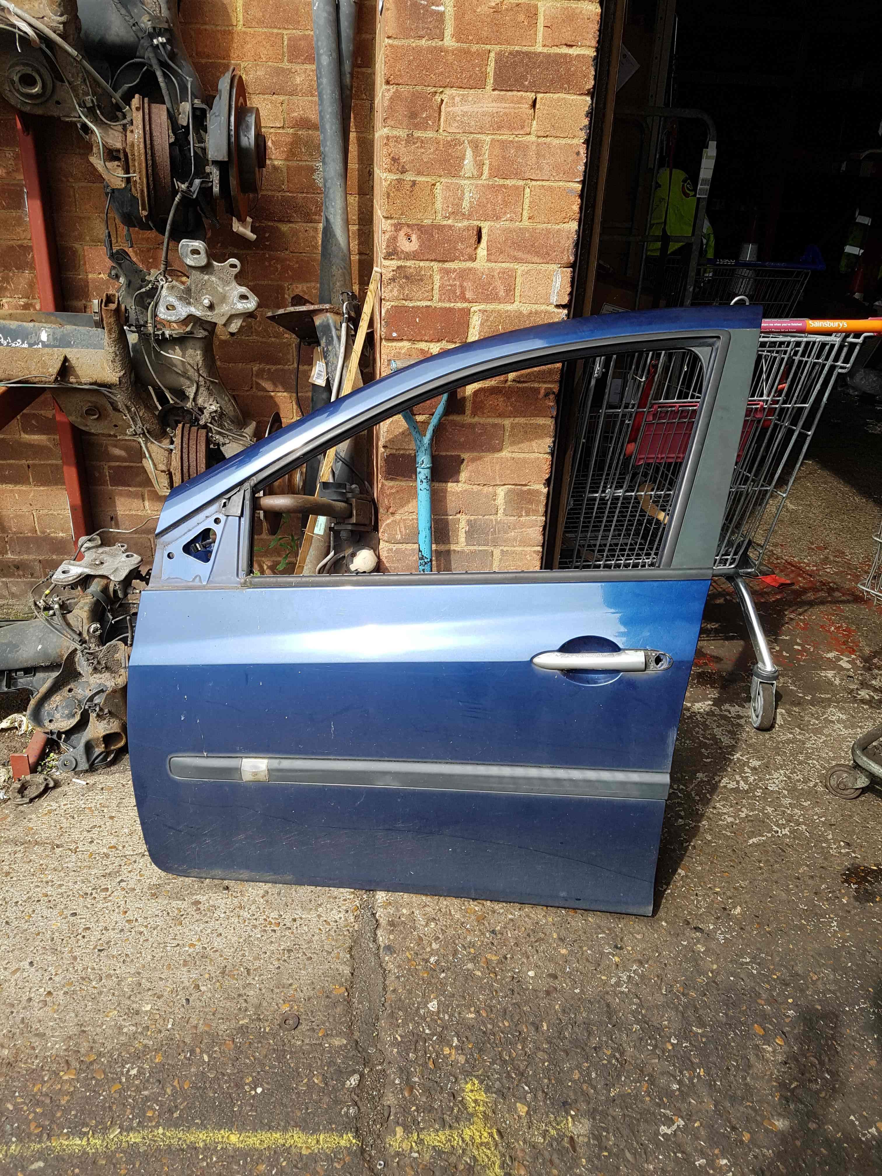 Thumb 4 Renault Clio MK3 2005-2012 Passenger NSF Front Door Blue 432 5Dr
