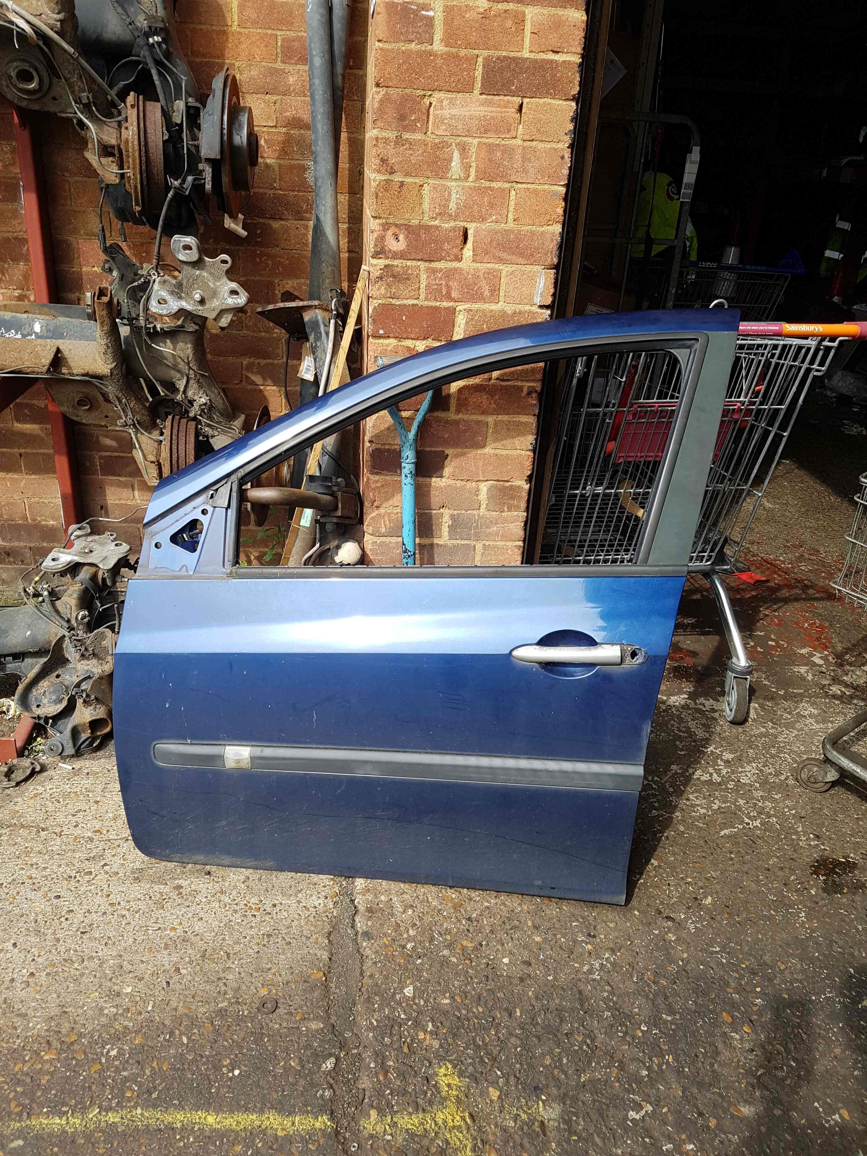 Renault Clio MK3 2005-2012 Passenger NSF Front Door Blue 432 5Dr
