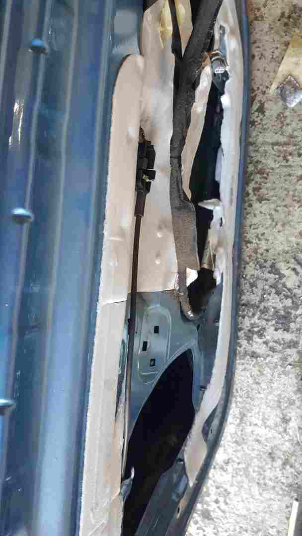 Thumb 4 Renault Clio MK3 2005-2012 Passenger NSF Front Door Blue Ternl 5dr