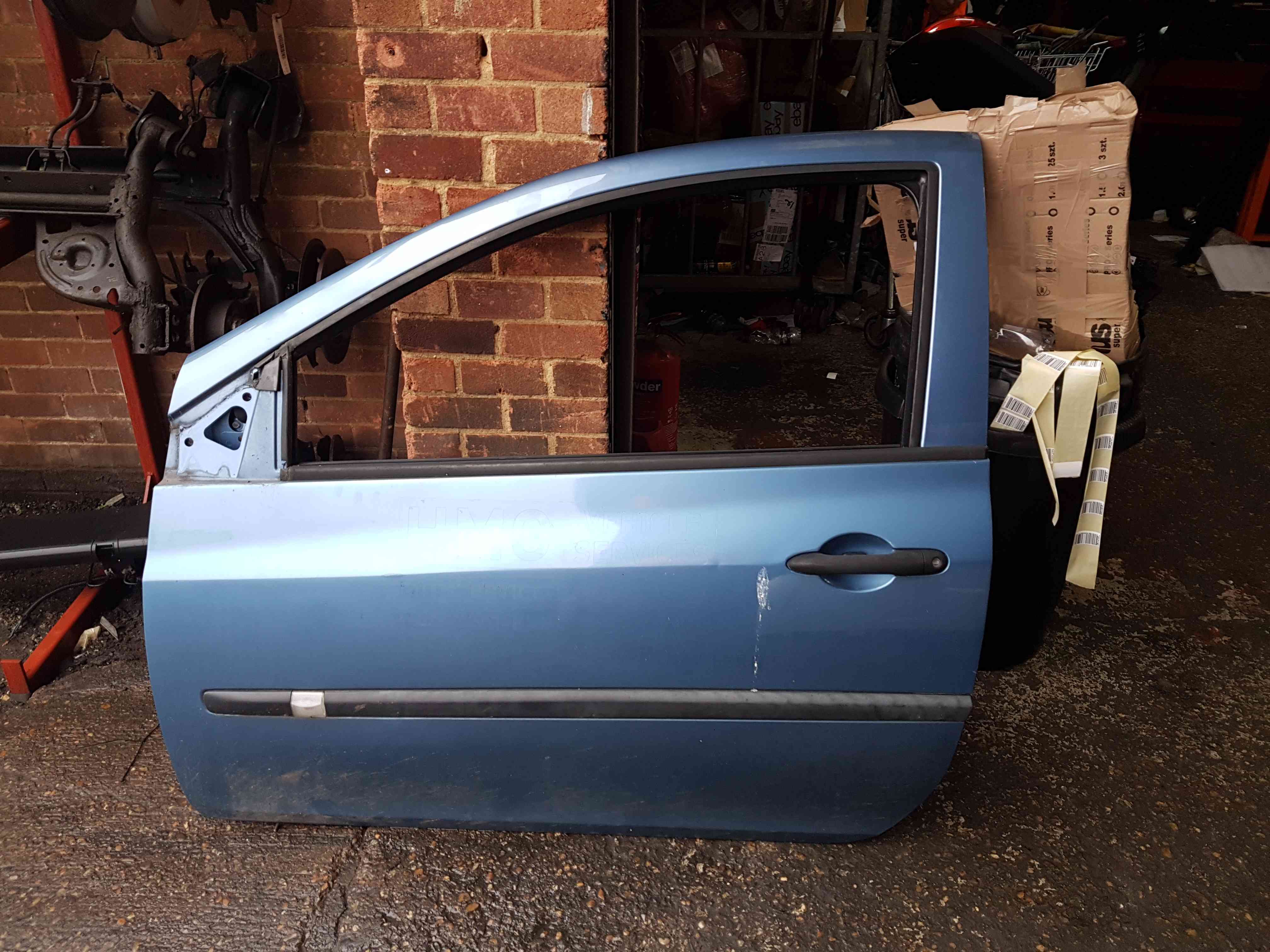 Renault Clio MK3 2005-2012 Passenger NSF Front Door Blue Ternl 3Dr