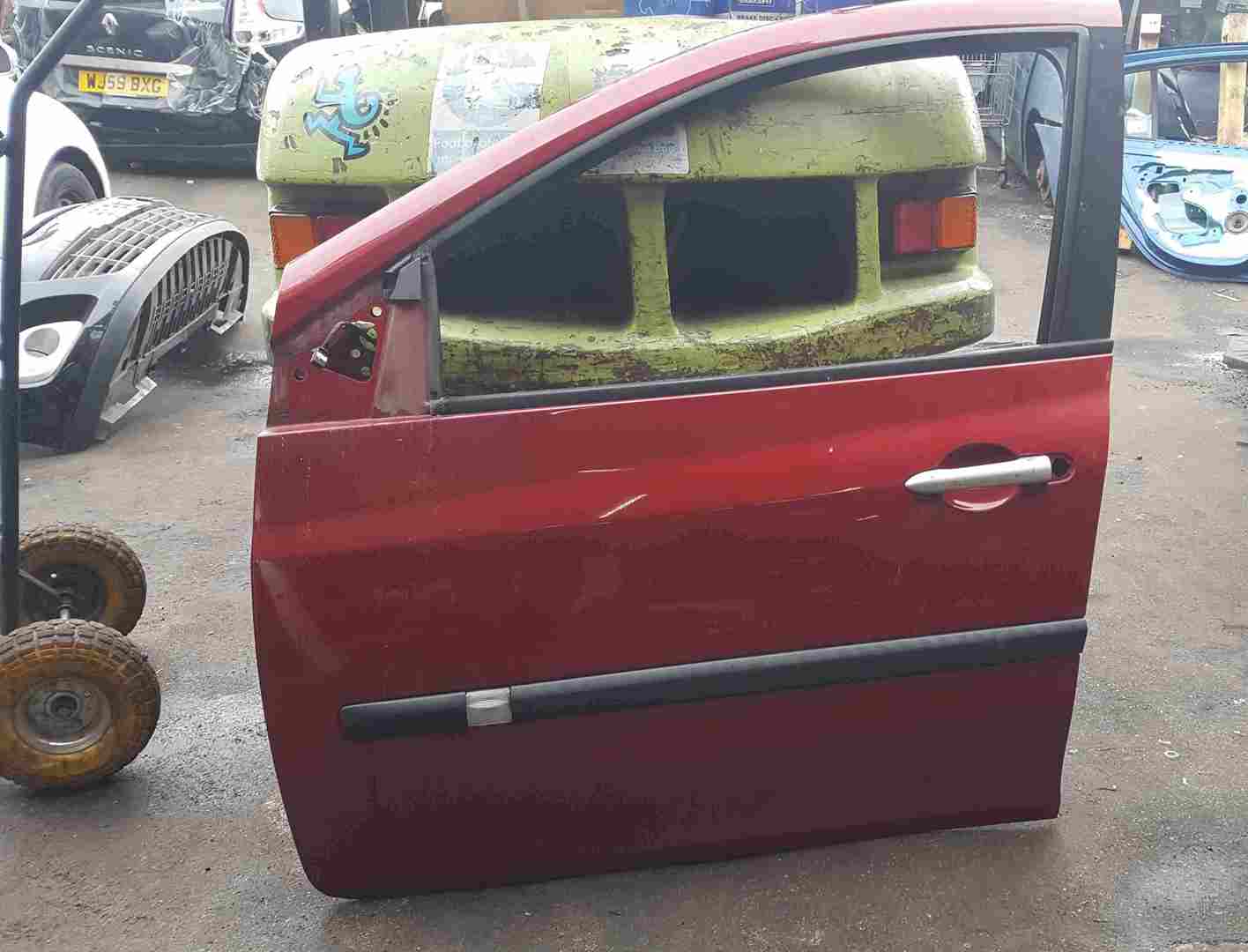 Renault Clio MK3 2005-2012 Passenger NSF Front Door Red TENNJ 5dr