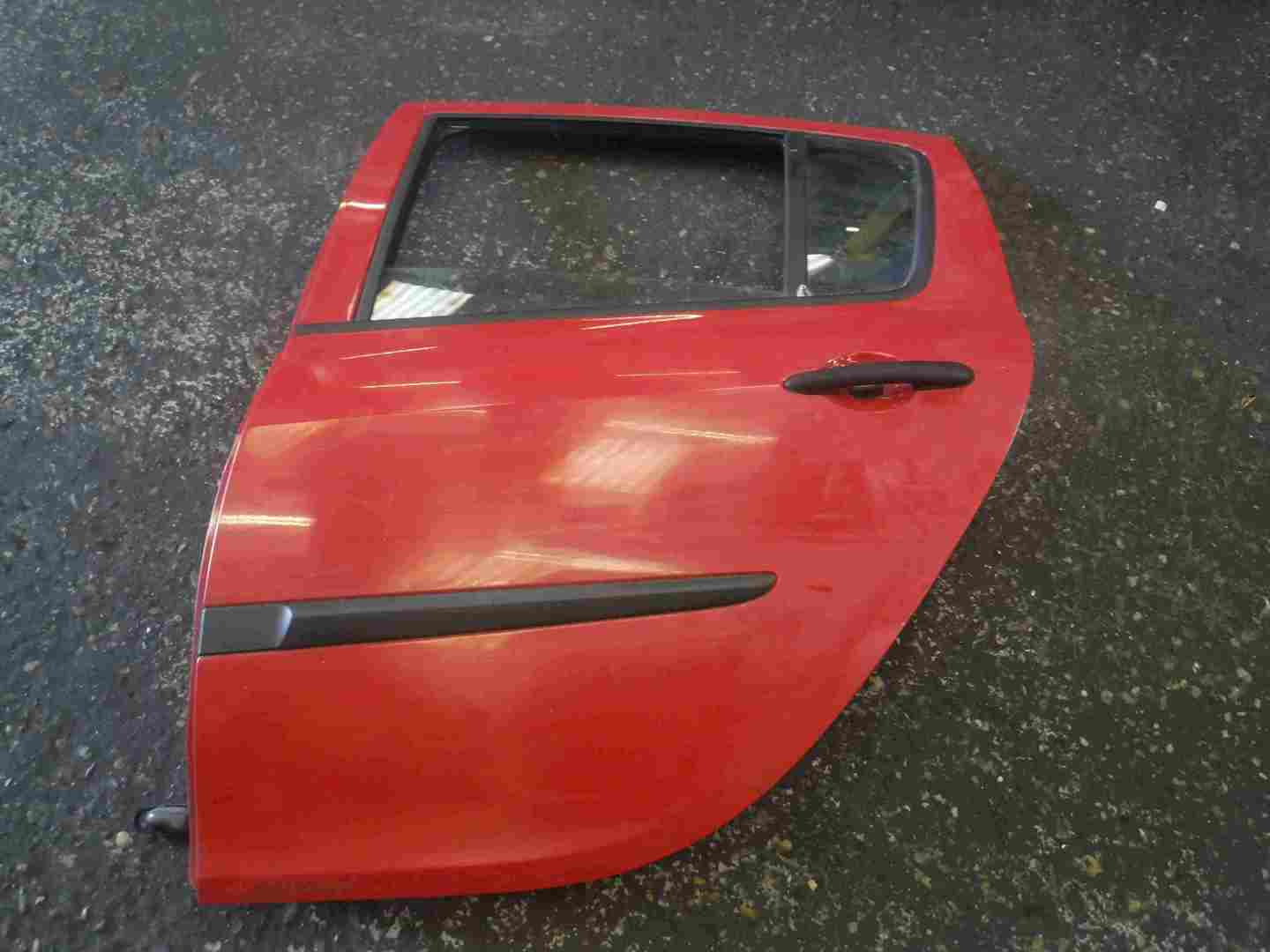 Renault Clio MK3 2005-2012 Passenger NSR Rear Door Red 727