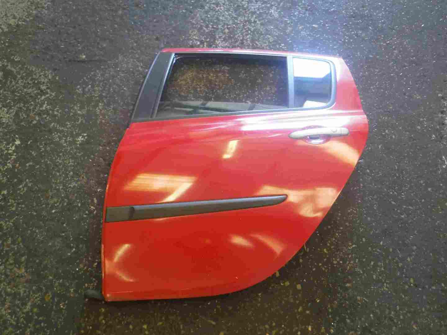 Renault Clio MK3 2005-2012 Passenger NSR Rear Door Red OV727