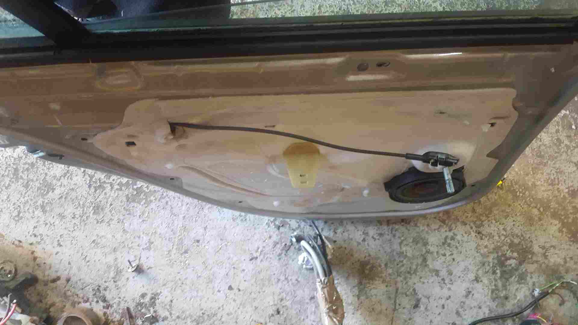 Thumb 4 Renault Clio MK3 2005-2012 Passenger NSR Rear Door Silver Ted69