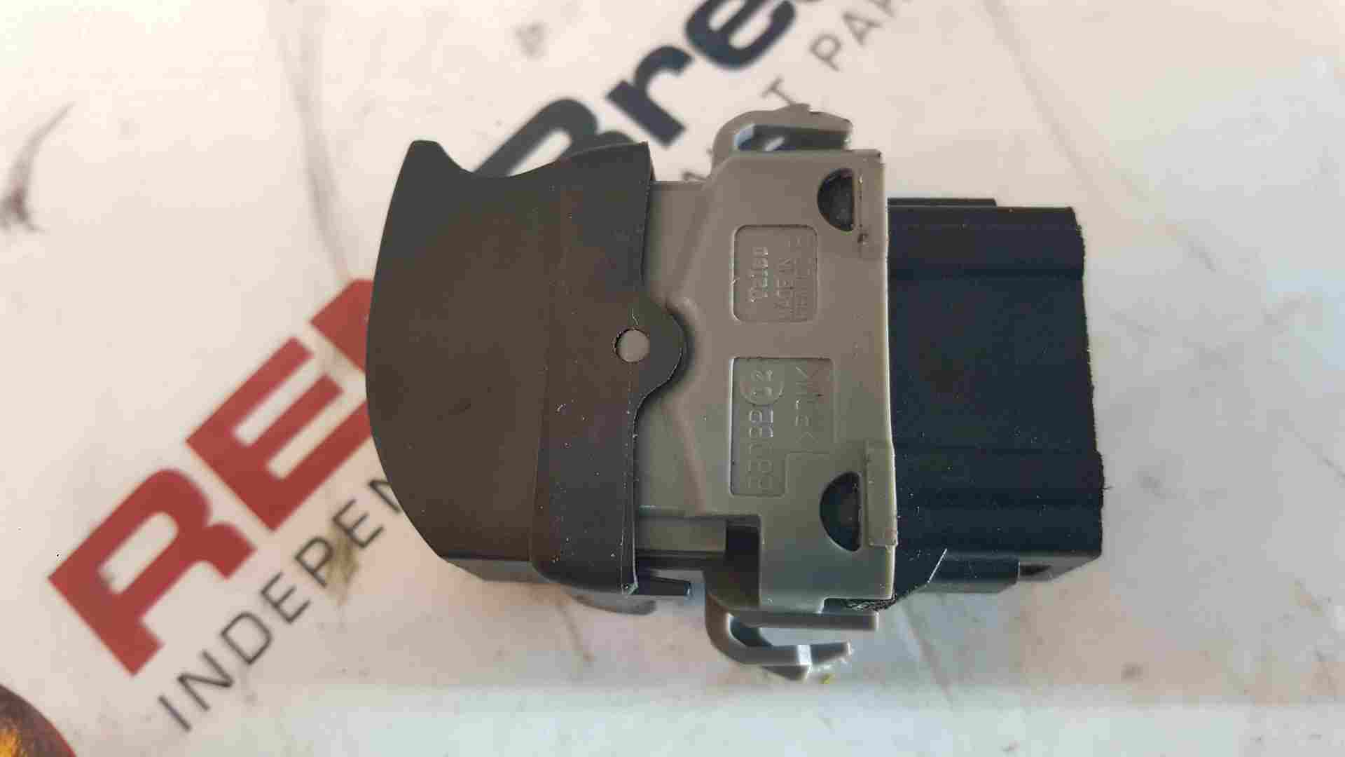 Thumb 4 Renault Clio MK3 2005-2012 Passenger NSR Rear Window Switch 28082