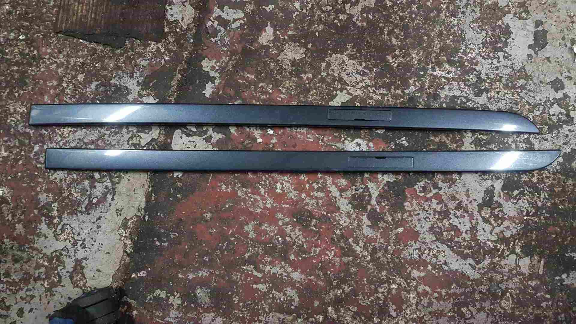 Thumb 2 Renault Clio MK3 2005-2012 Roof Rack Insert Trim Plastic OS NS Grey Teb66