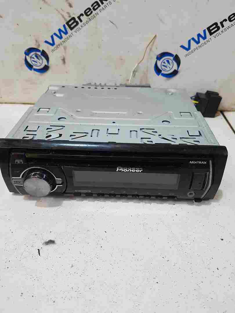 Thumb 2 Renault Clio MK3 2005-2012 Pioneer Radio Cd Player DEH X35ooui USB Port 