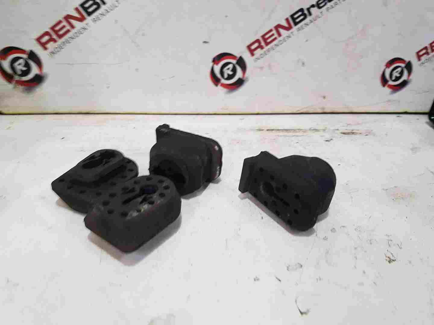 Thumb 3 Renault Clio MK3 2005-2012 Radiator Rubber Support Mounts Bush X4