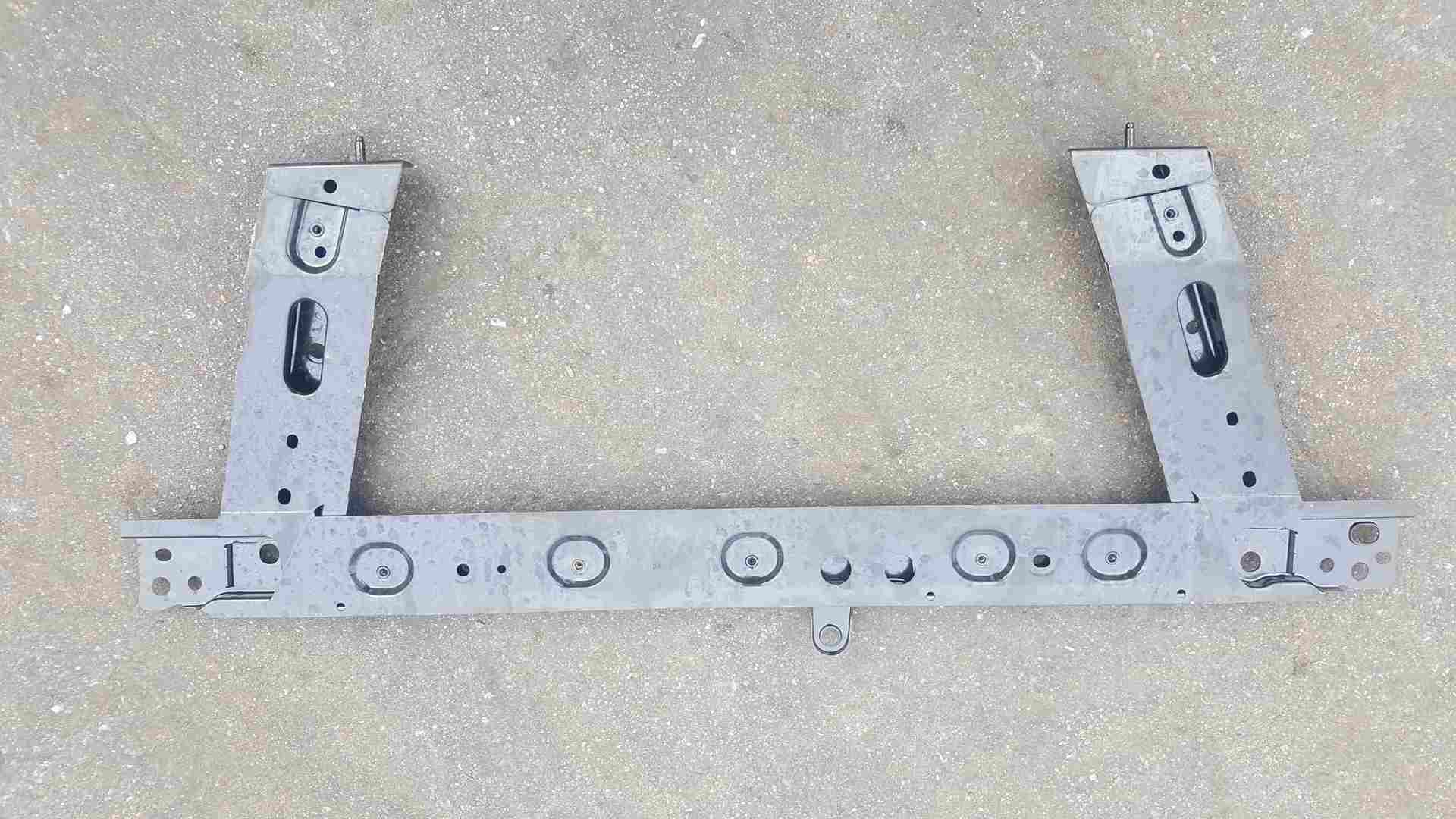 Thumb 3 Renault Clio MK3 2005-2012 Radiator Support Bracket Frame 8200803449