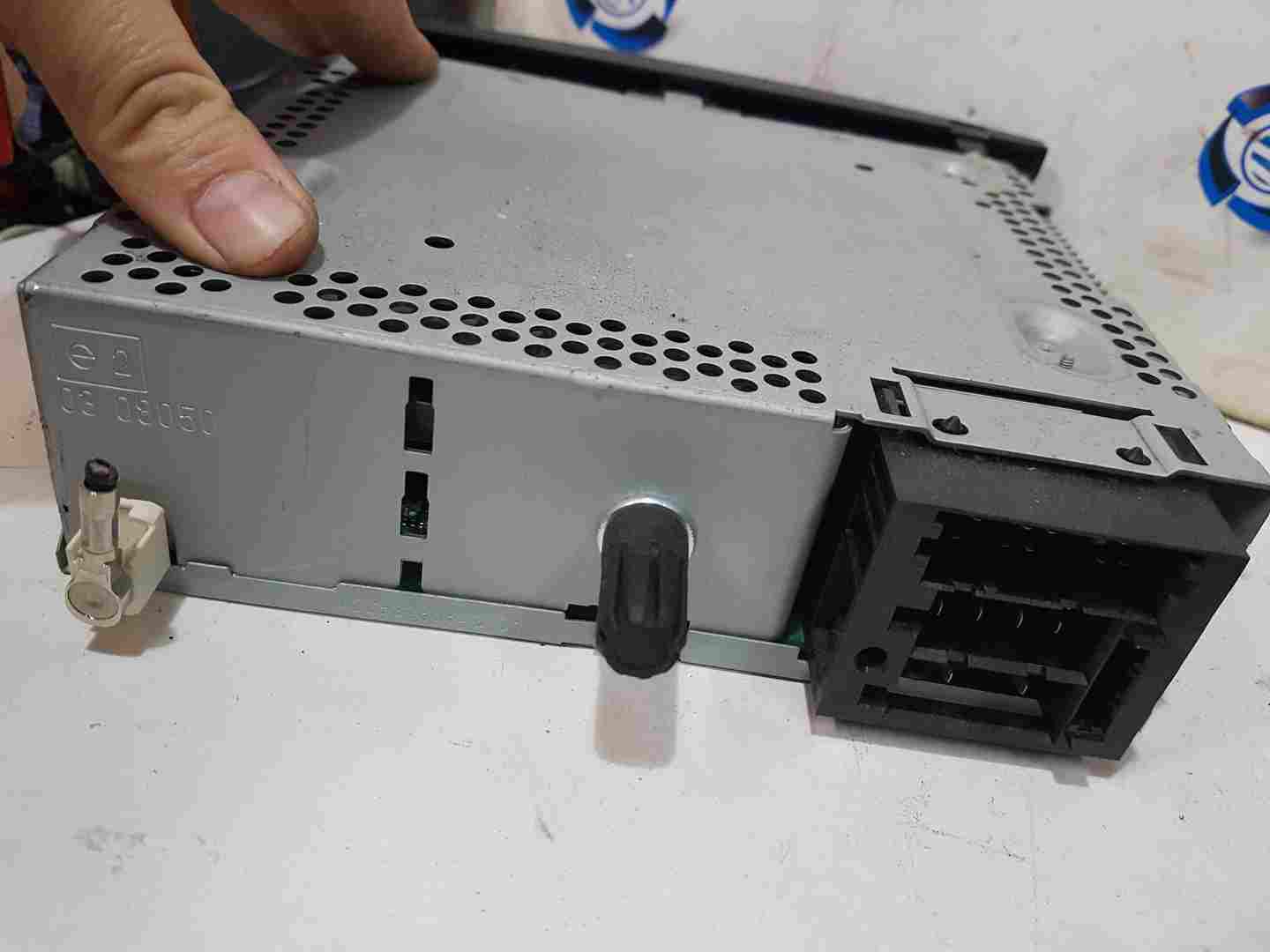 Thumb 3 Renault Clio MK3 2005-2012 Radio Cd Player Head Unit 281150038R