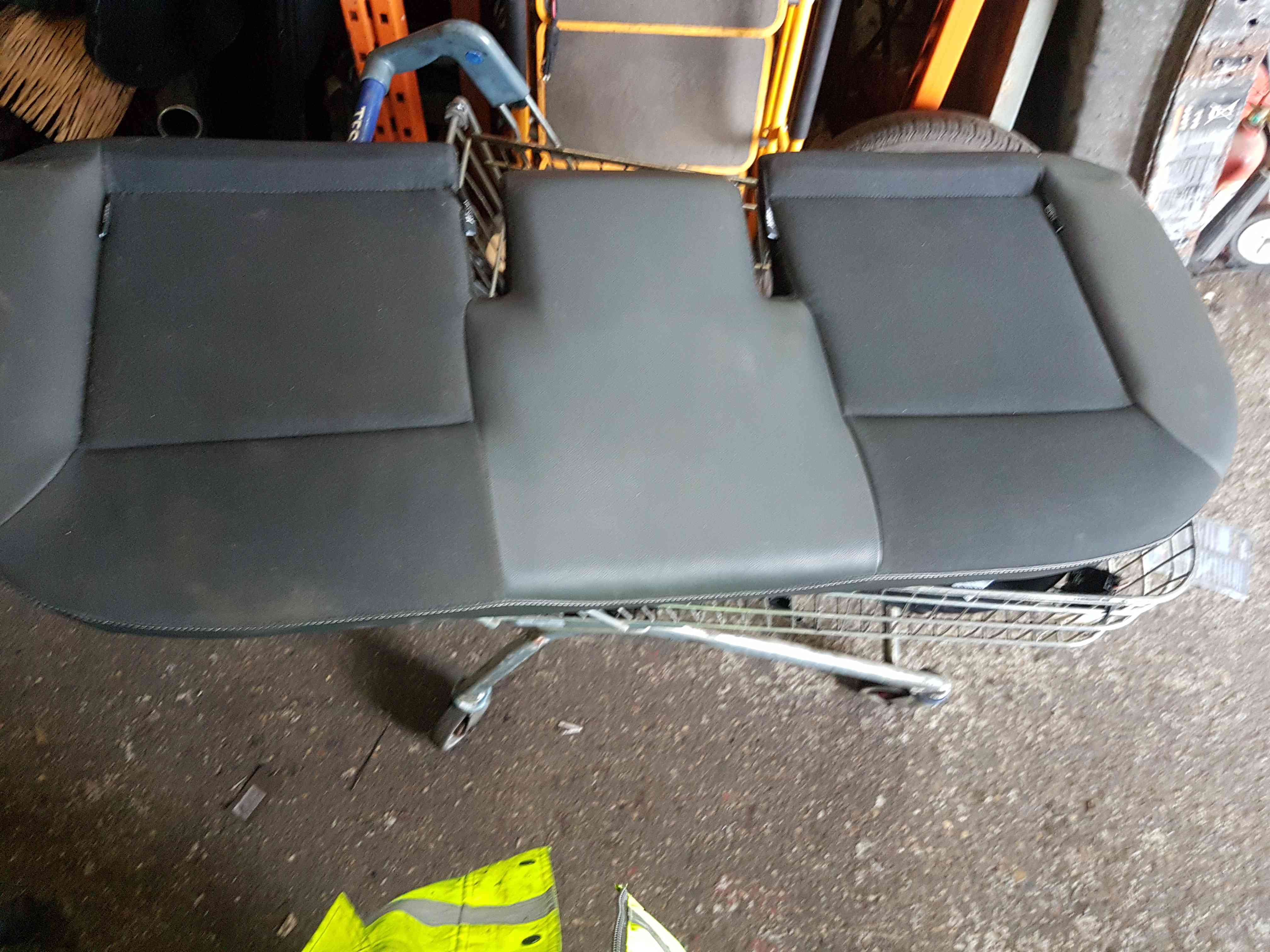 Thumb 2 Renault Clio MK3 2005-2012 Rear Bench Half Leather Bottom Part 