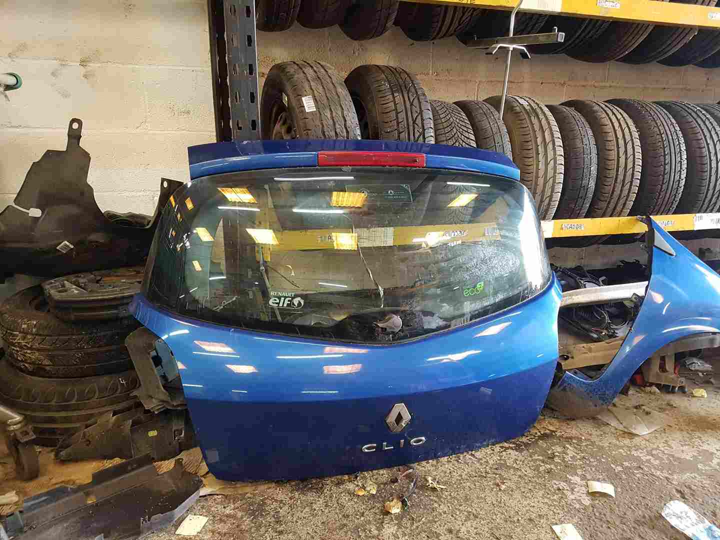 Thumb 3 Renault Clio MK3 2005-2012 Rear Boot Tailgate Blue Terna