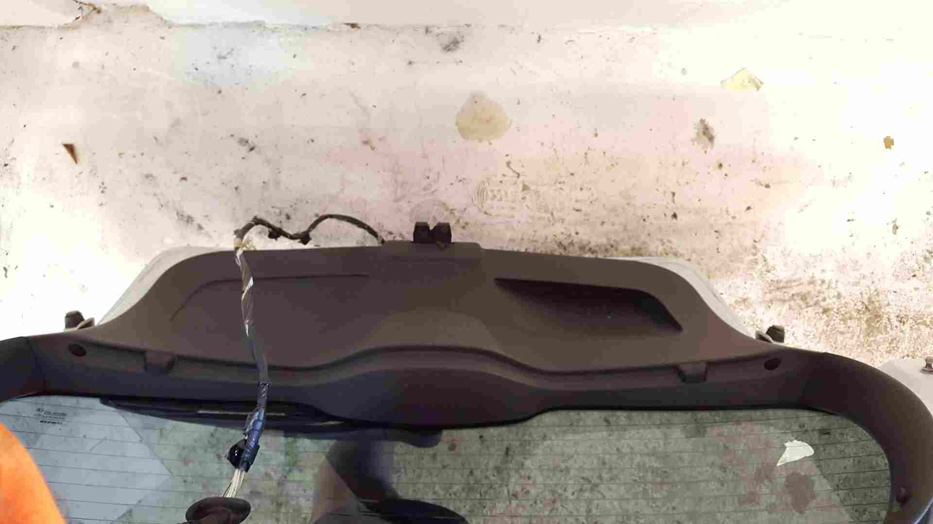 Thumb 3 Renault Clio MK3 2005-2012 Rear Boot Tailgate White Ov369