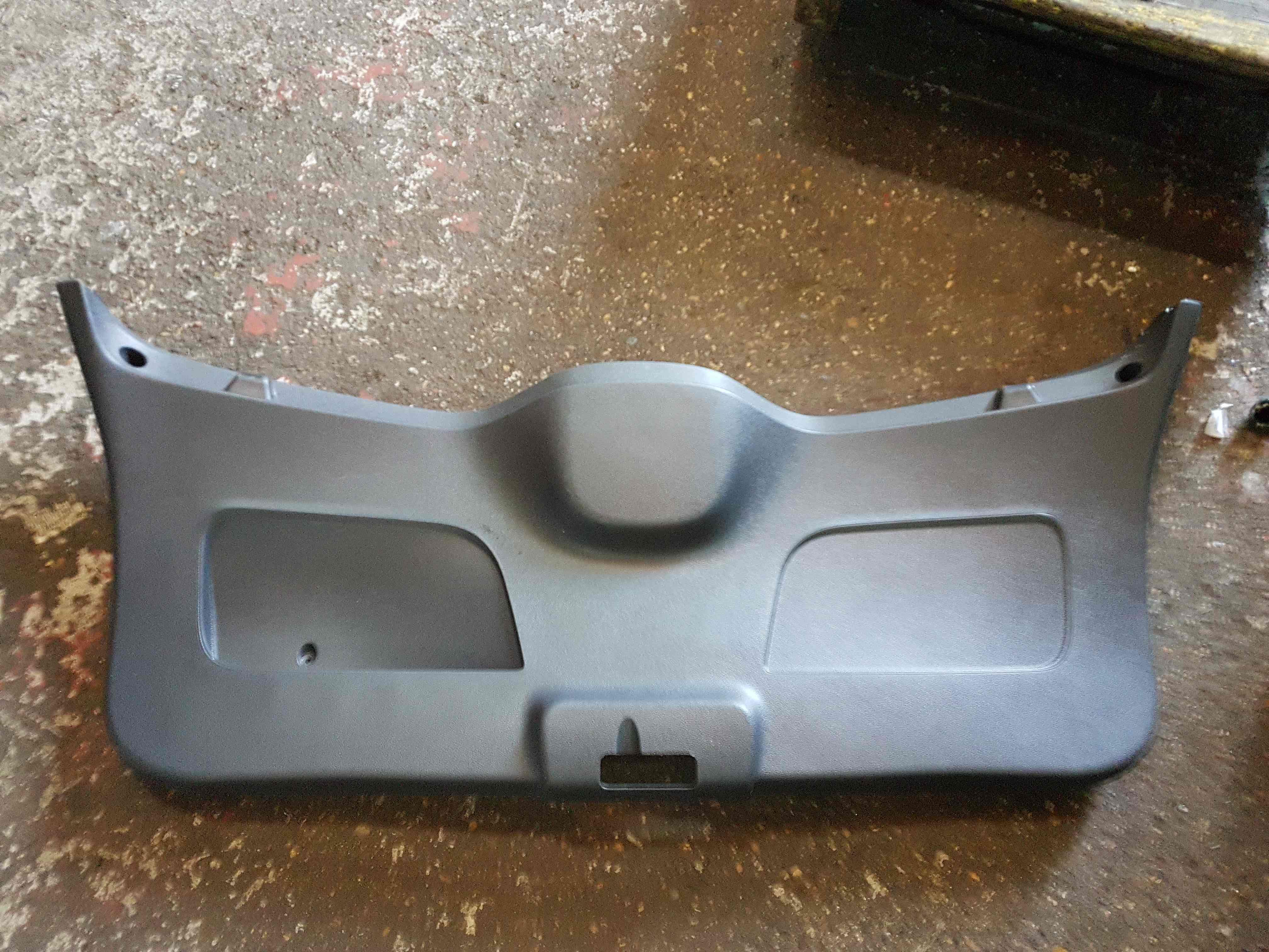 Thumb 2 Renault Clio MK3 2005-2012 Rear Boot Trim Plastic Insert Inner Panel 8200293811